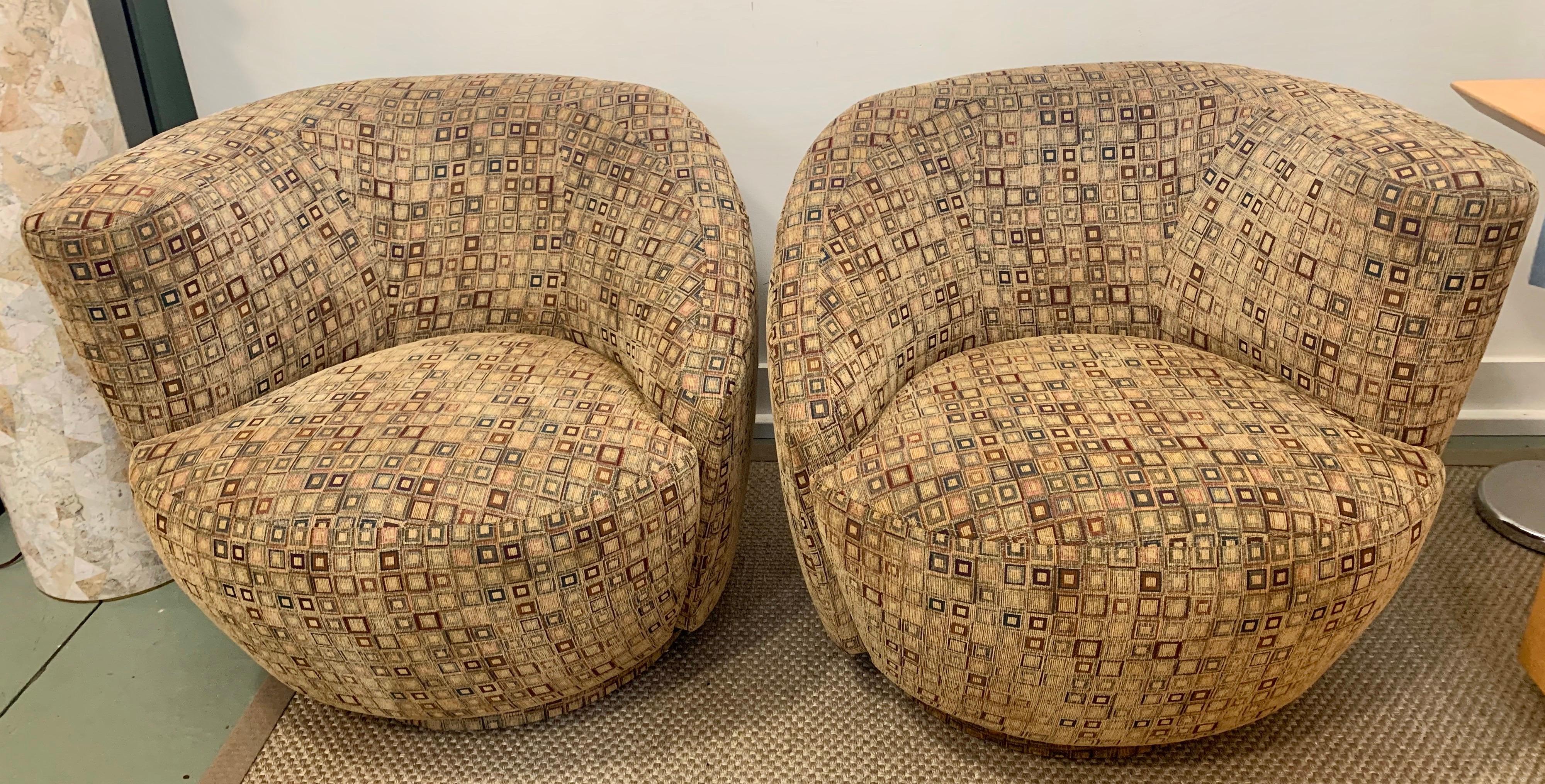 Mid-Century Modern Pair of Mid Century Kagan Curved Nautilus Swivel Chairs