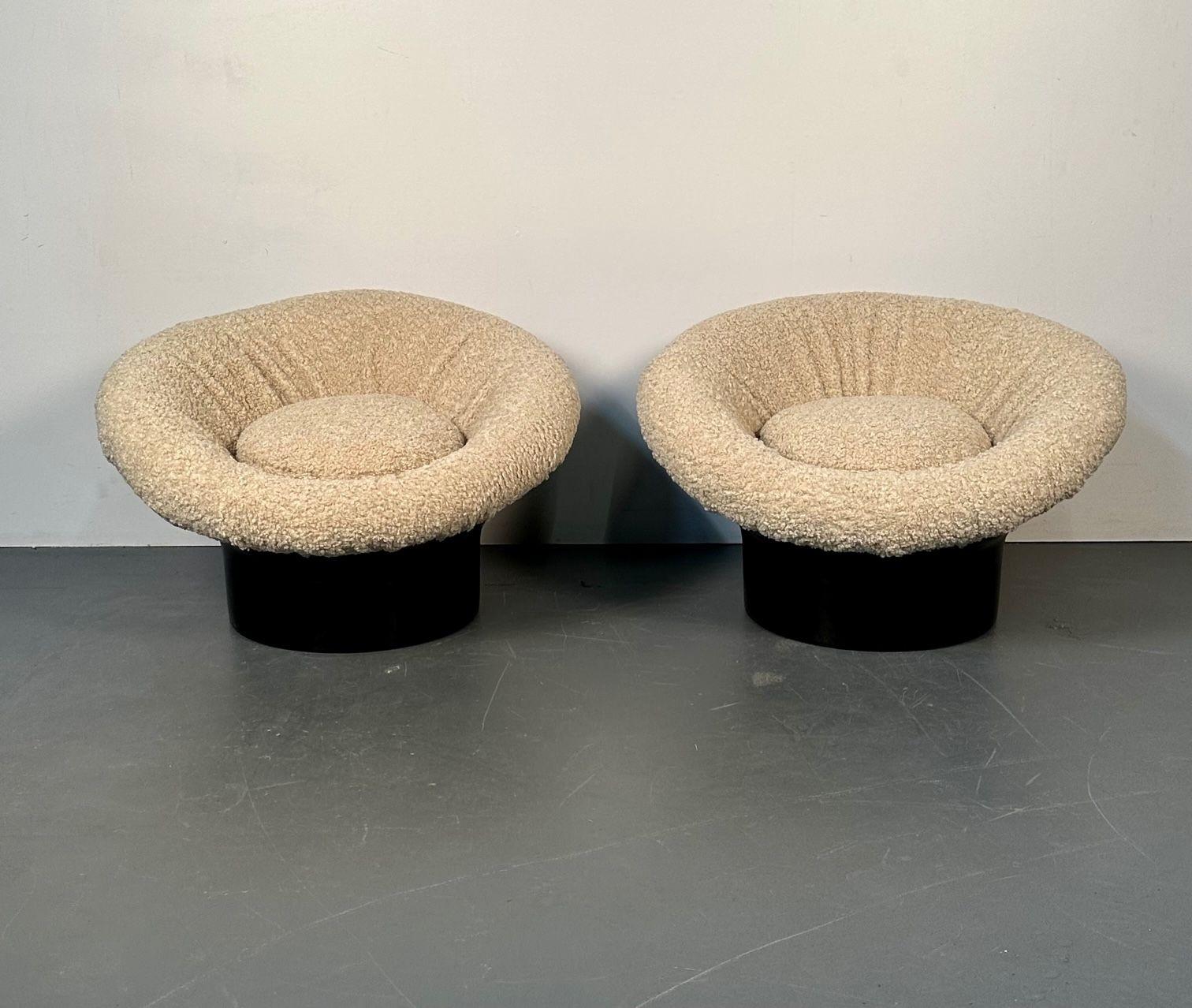 Bouclé Pair of Midcentury Lacquer Lounge Chairs, Lennart Bender, Space Age Modern For Sale