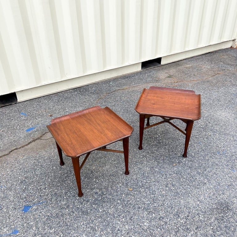 Mid-Century Modern Pair of Mid-Century Lawrence Peabody Walnut Side / End Tables For Sale