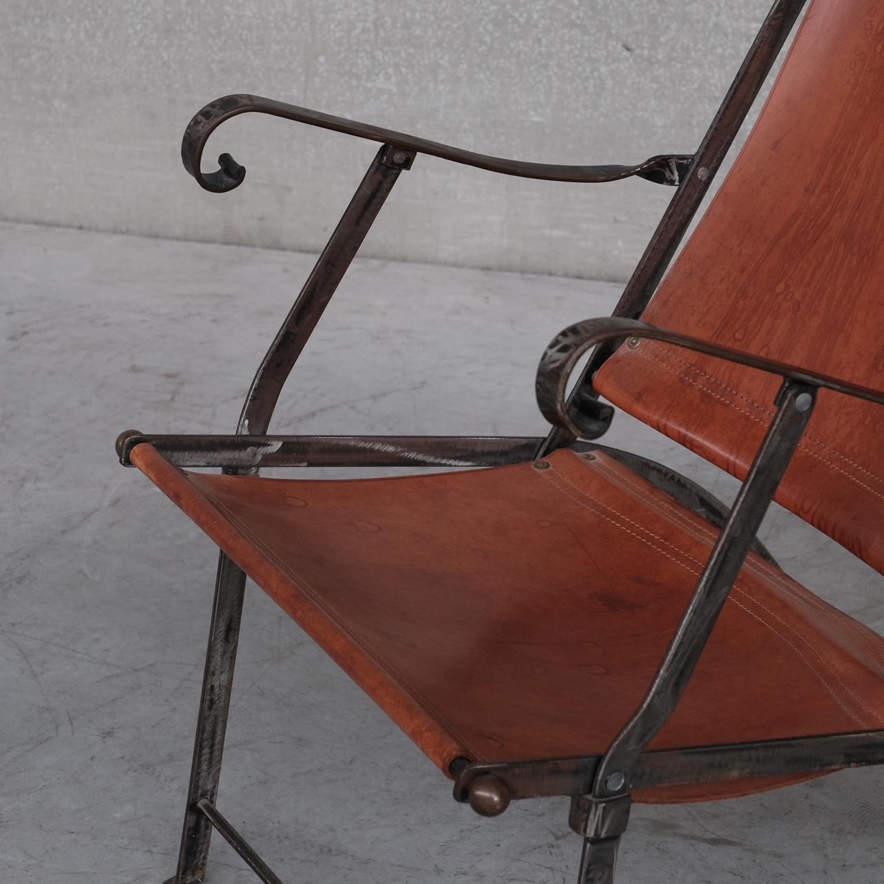 French Pair of Mid-Century Leather and Metal Folding Armchairs For Sale