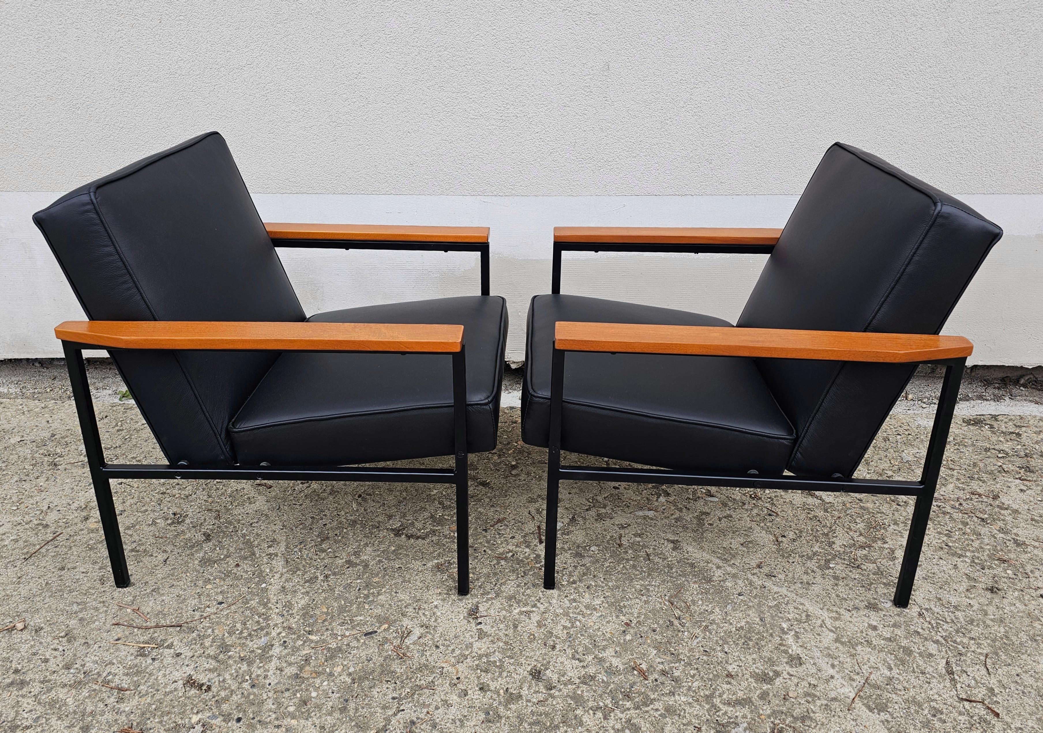Steel Pair of Mid Century Leather Armchairs by Branko Ursic for Stol Kamnik For Sale