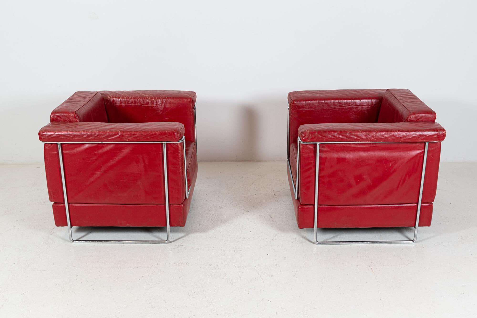 Milieu du XXe siècle Paire de fauteuils en cuir du milieu du siècle en vente