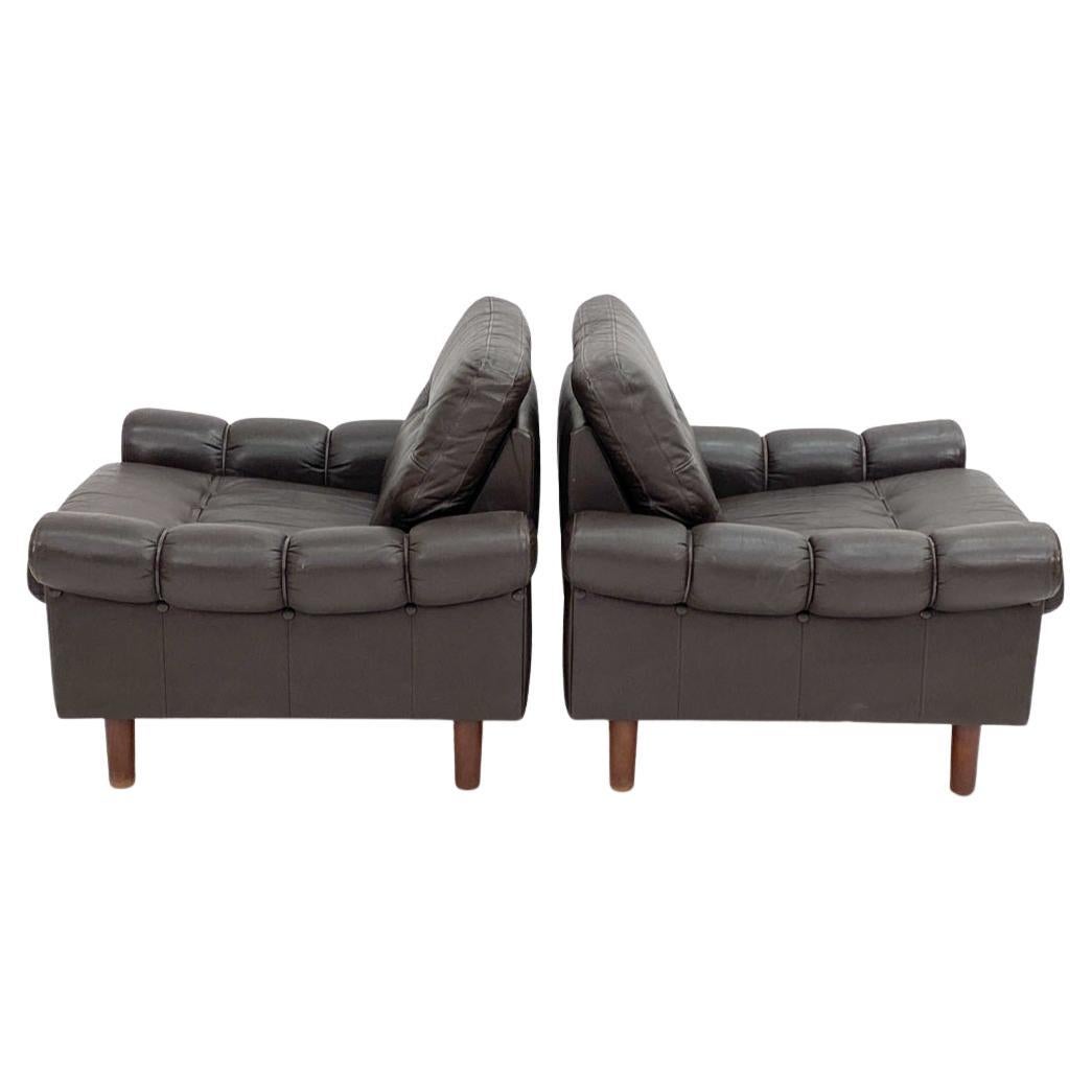 Pair of Mid-Century Leather Lounge Chairs Danish For Sale 3
