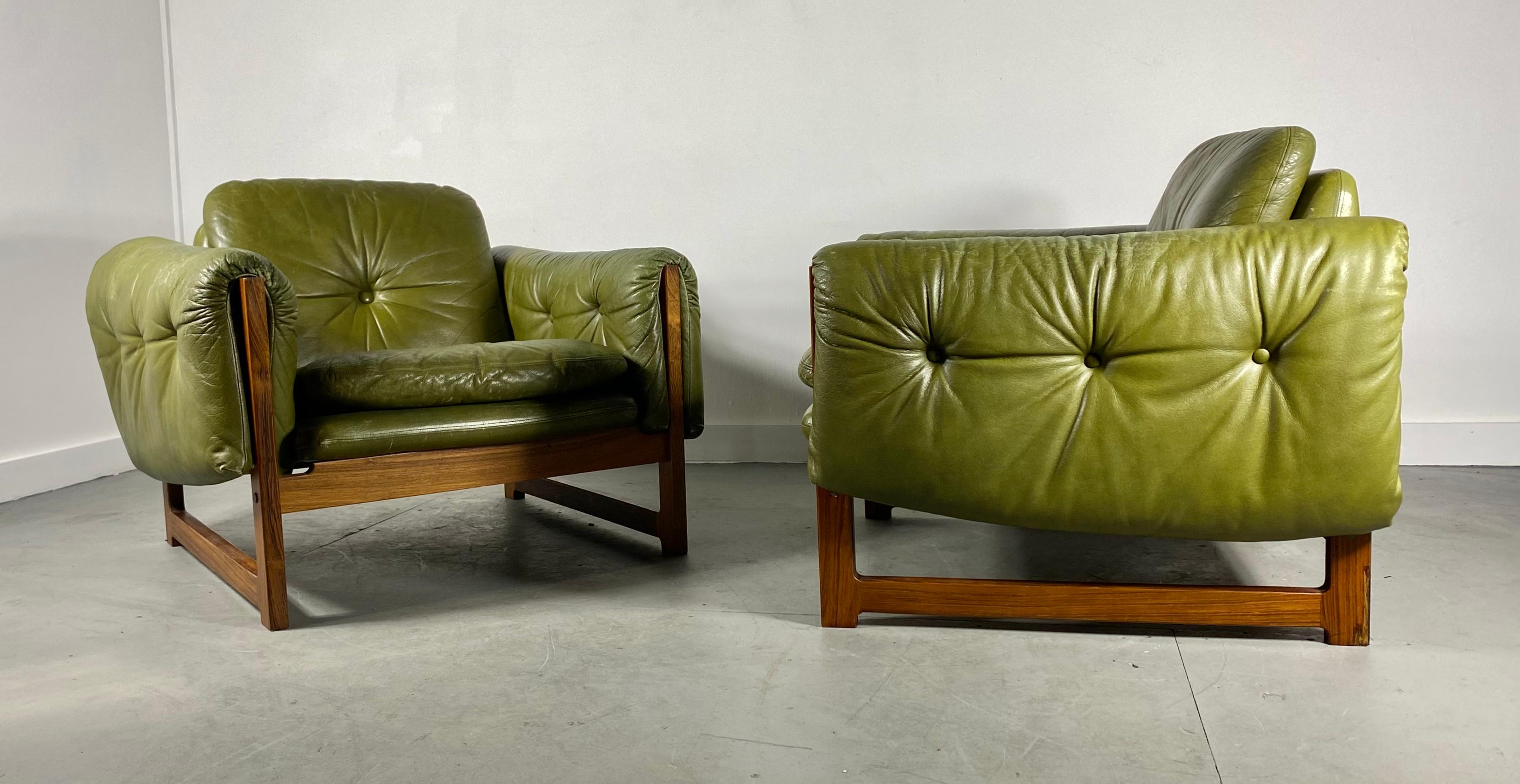 Pair of Midcentury Leather /Rosewood Lounge Chairs by Risto Halme Finland, 1960s 3