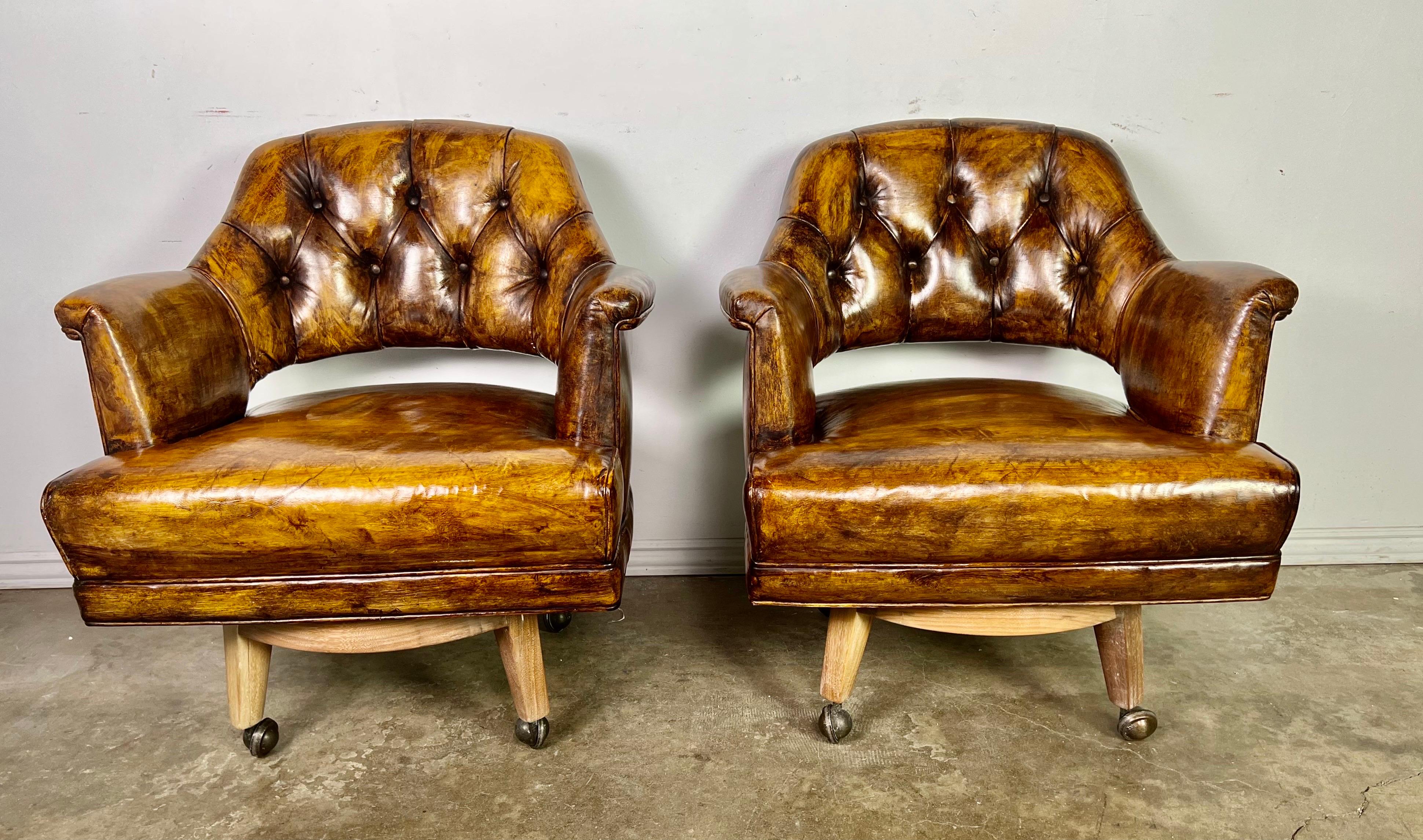 Unknown Pair of Mid-Century Leather Monteverdi-Young Armchairs on Swivels For Sale