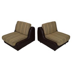 Paire de fauteuils en similicuir du milieu du siècle dernier sur roues, années 1970