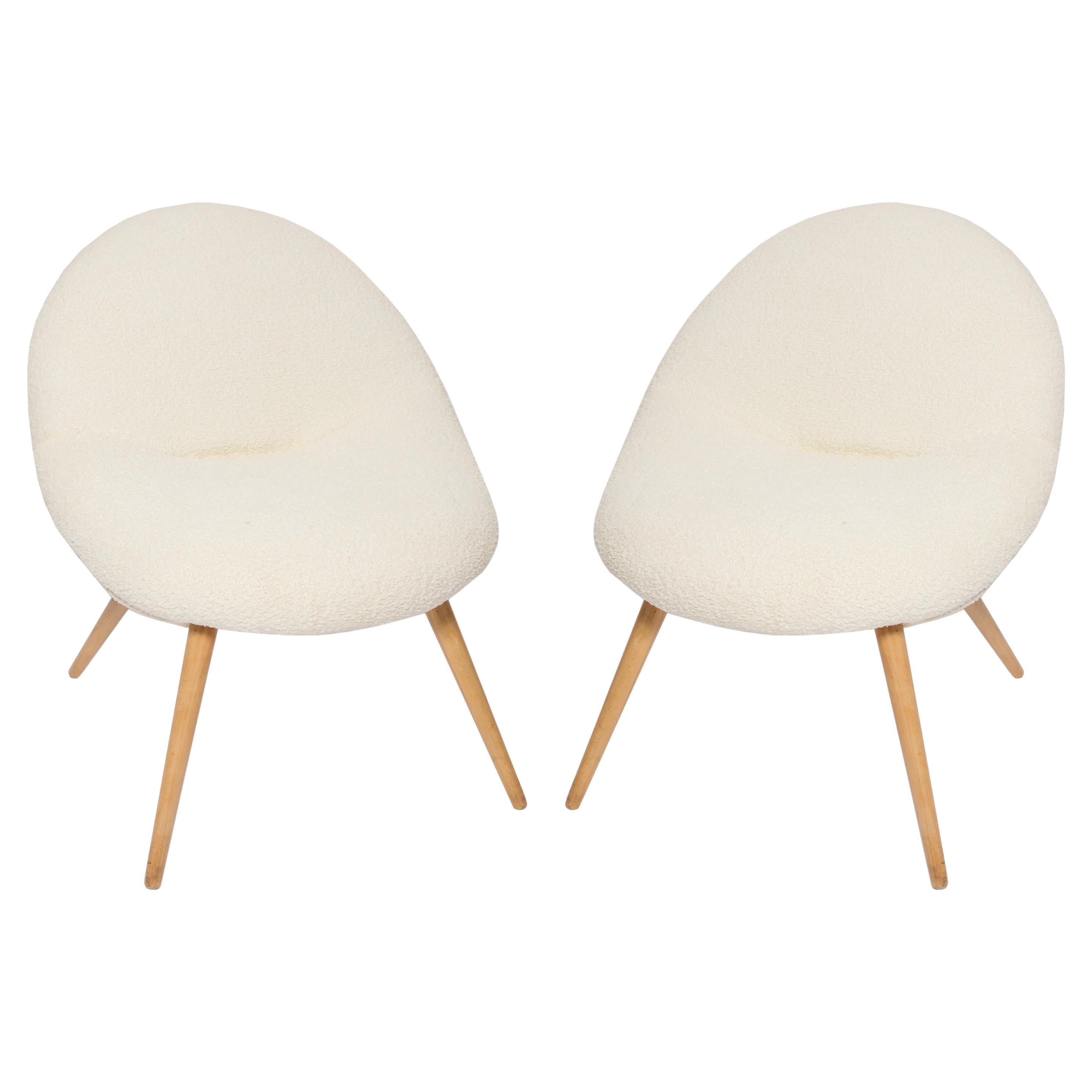 Pair of Mid-Century Light Boucle Ivory Velvet Club Armchairs, Europe, 1960s For Sale