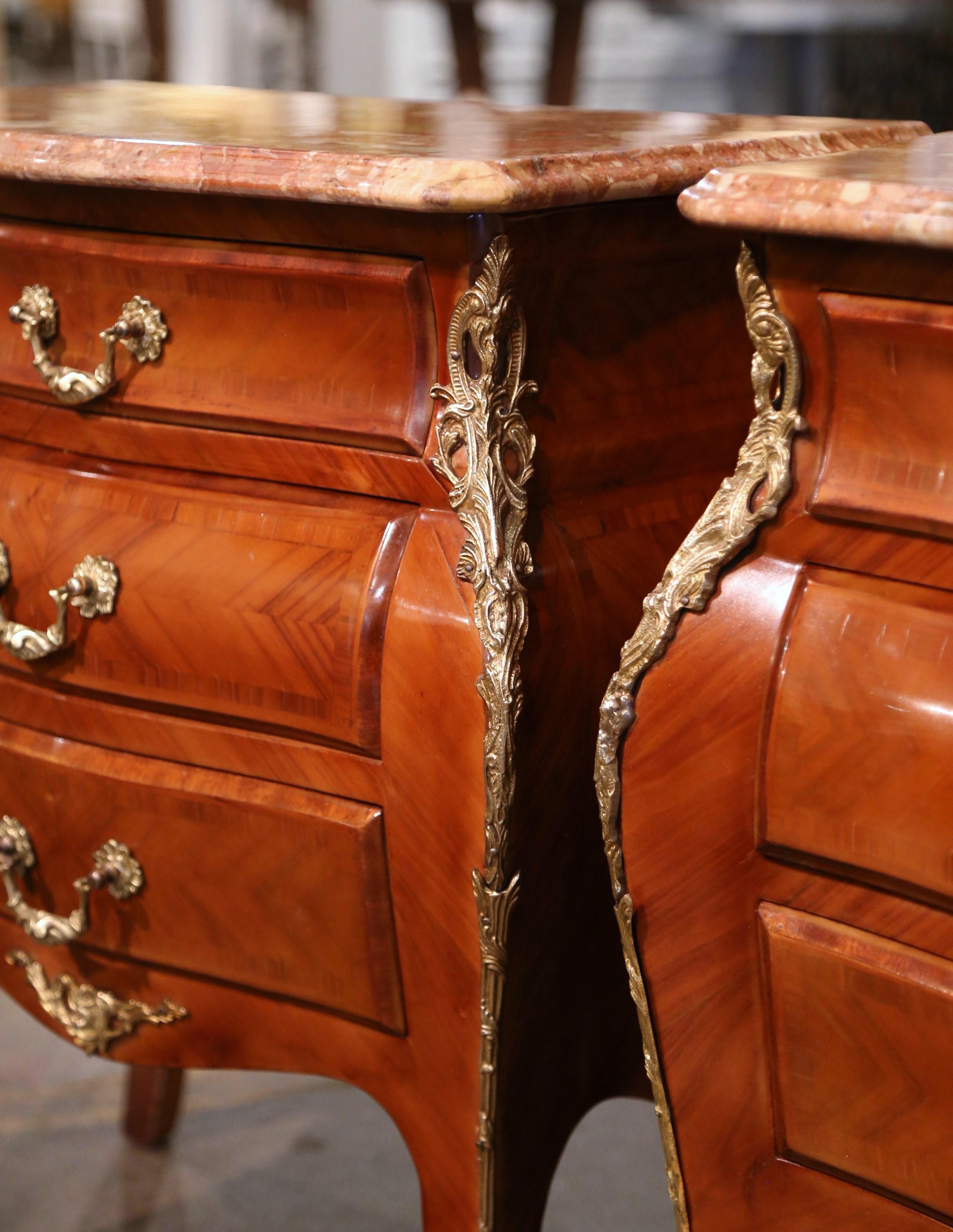 Pair of Mid-Century Louis XV Marble Top Walnut Three-Drawer Chests Nightstands For Sale 4