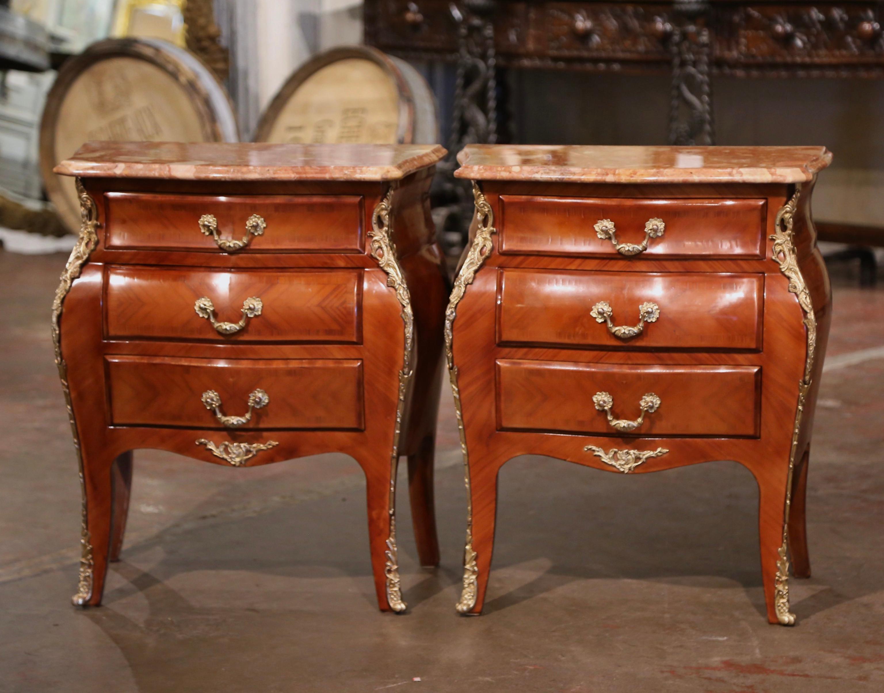 Pair of Mid-Century Louis XV Marble Top Walnut Three-Drawer Chests Nightstands For Sale 1