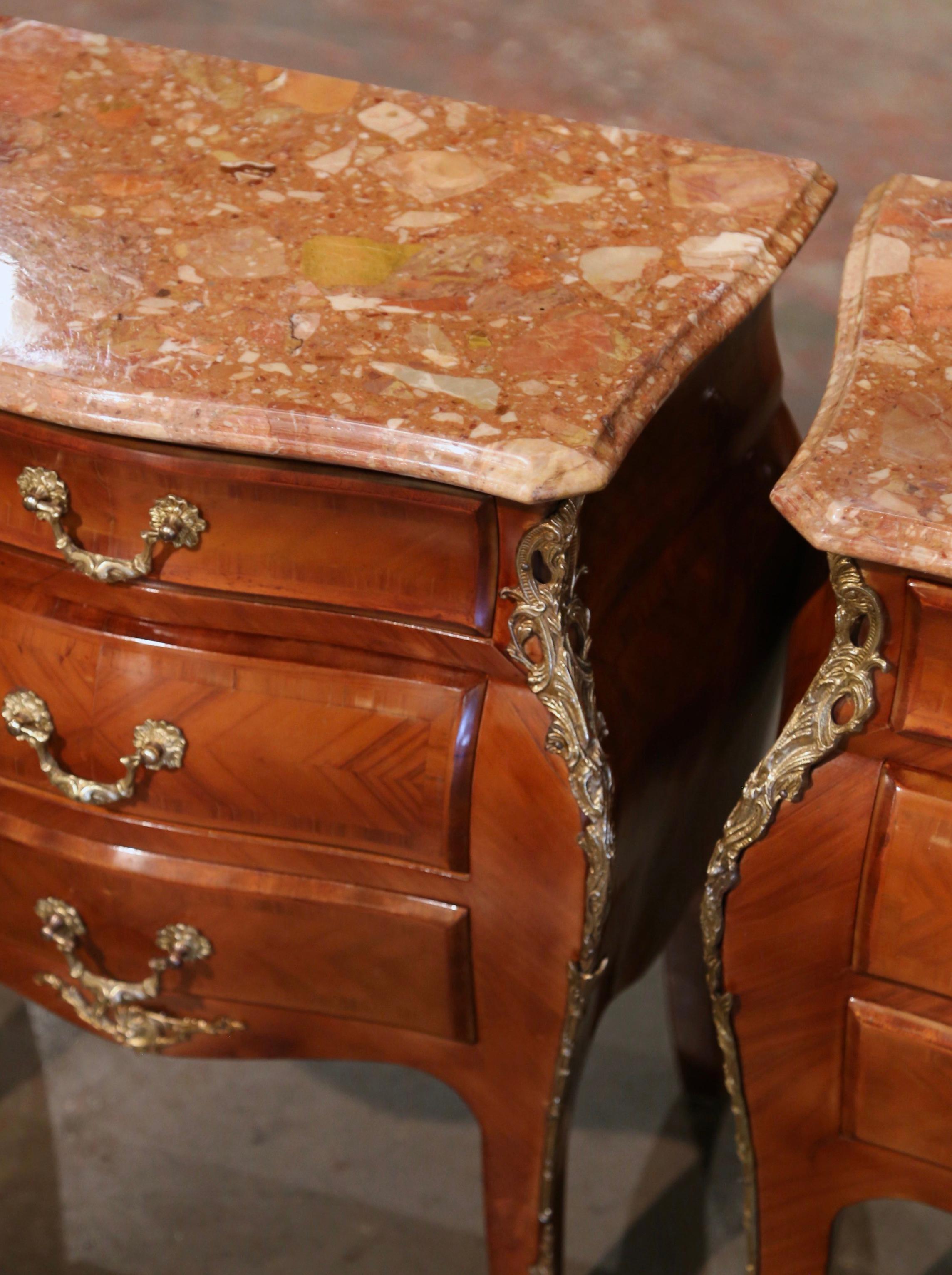 Pair of Mid-Century Louis XV Marble Top Walnut Three-Drawer Chests Nightstands For Sale 2
