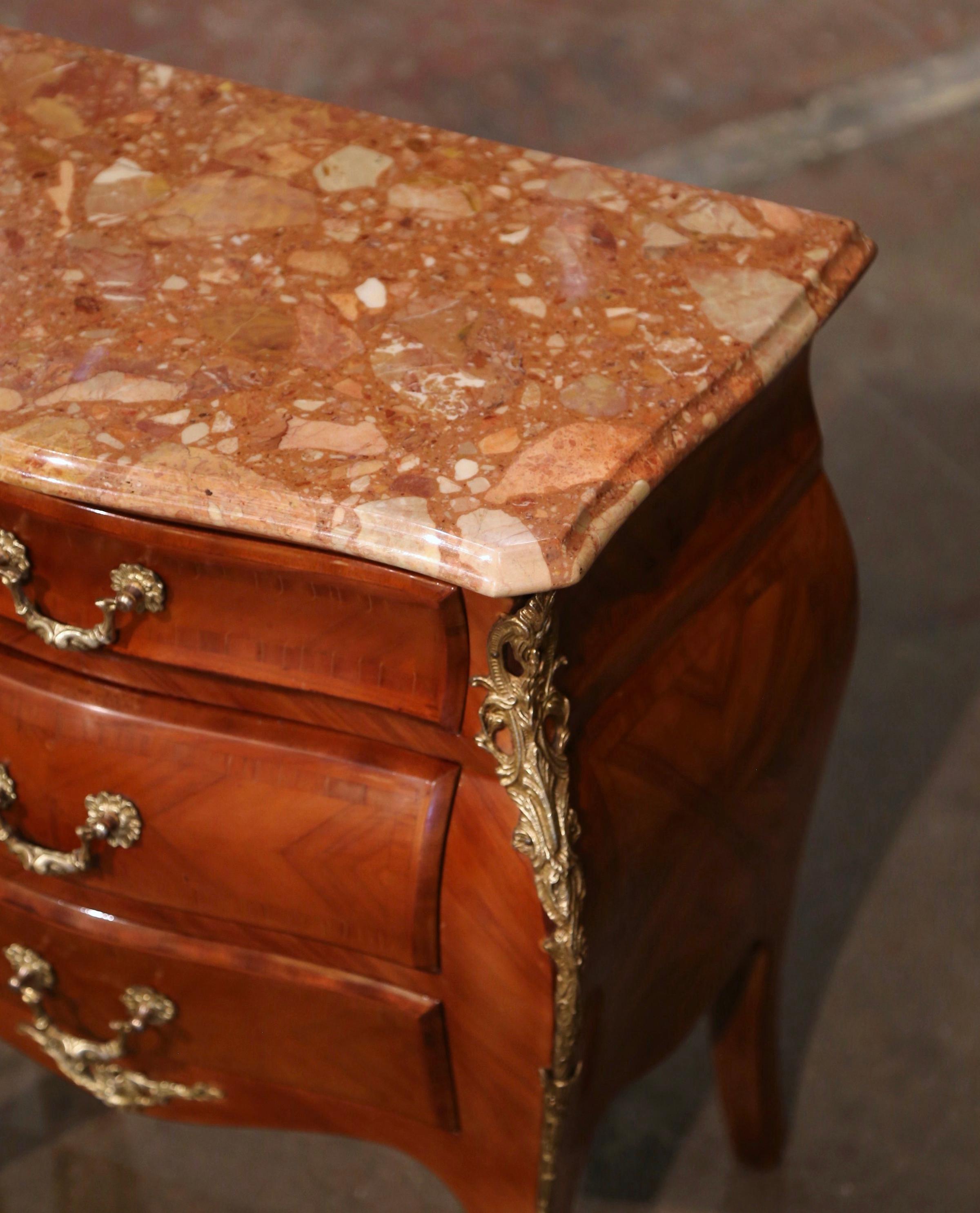 Pair of Mid-Century Louis XV Marble Top Walnut Three-Drawer Chests Nightstands For Sale 3