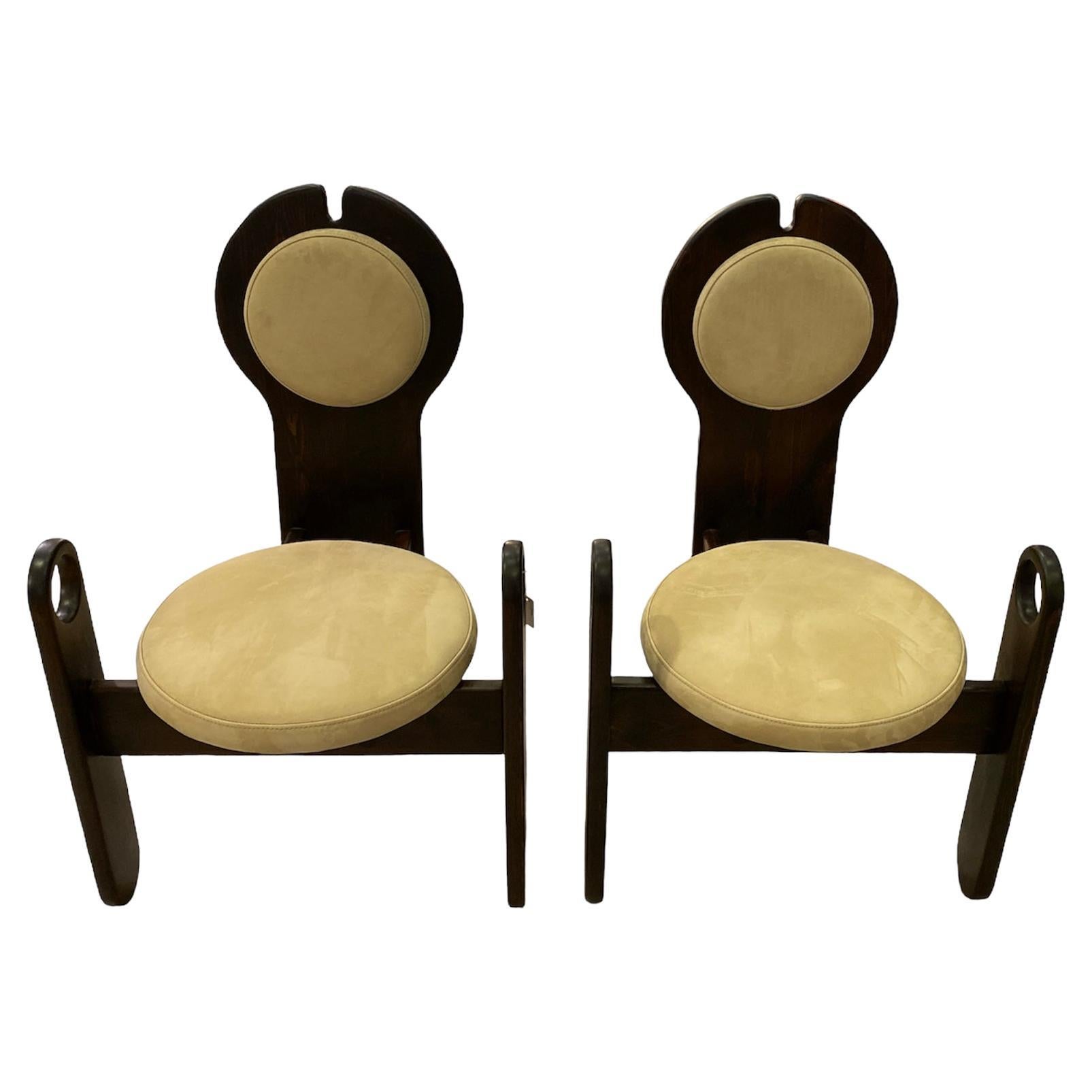 Pair of Mid-Century Lounge Armchairs by Szedleczky Design For Sale