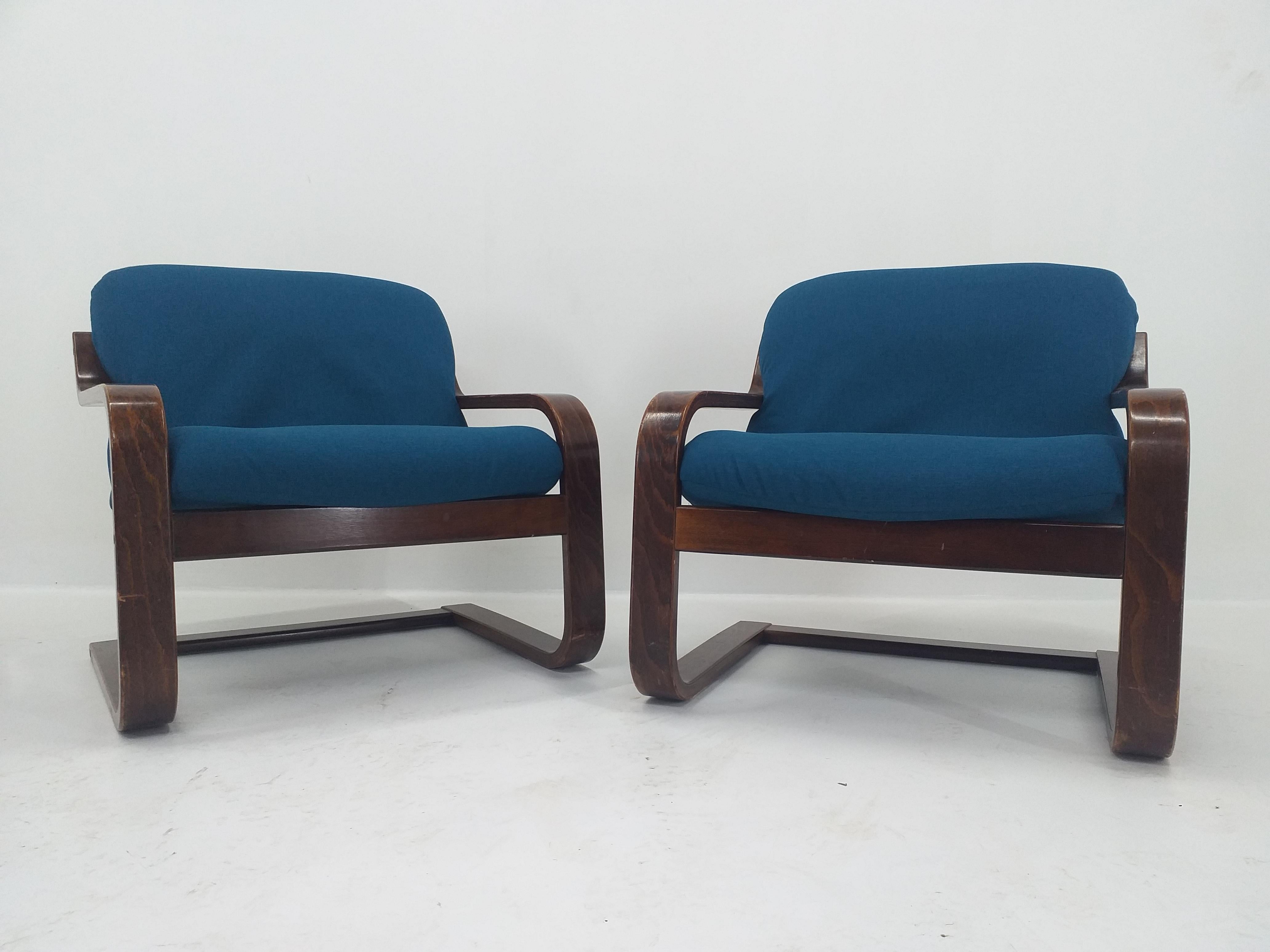 Fabric Pair of Midcentury Lounge Armchairs Westnofa, Norway, 1970s For Sale