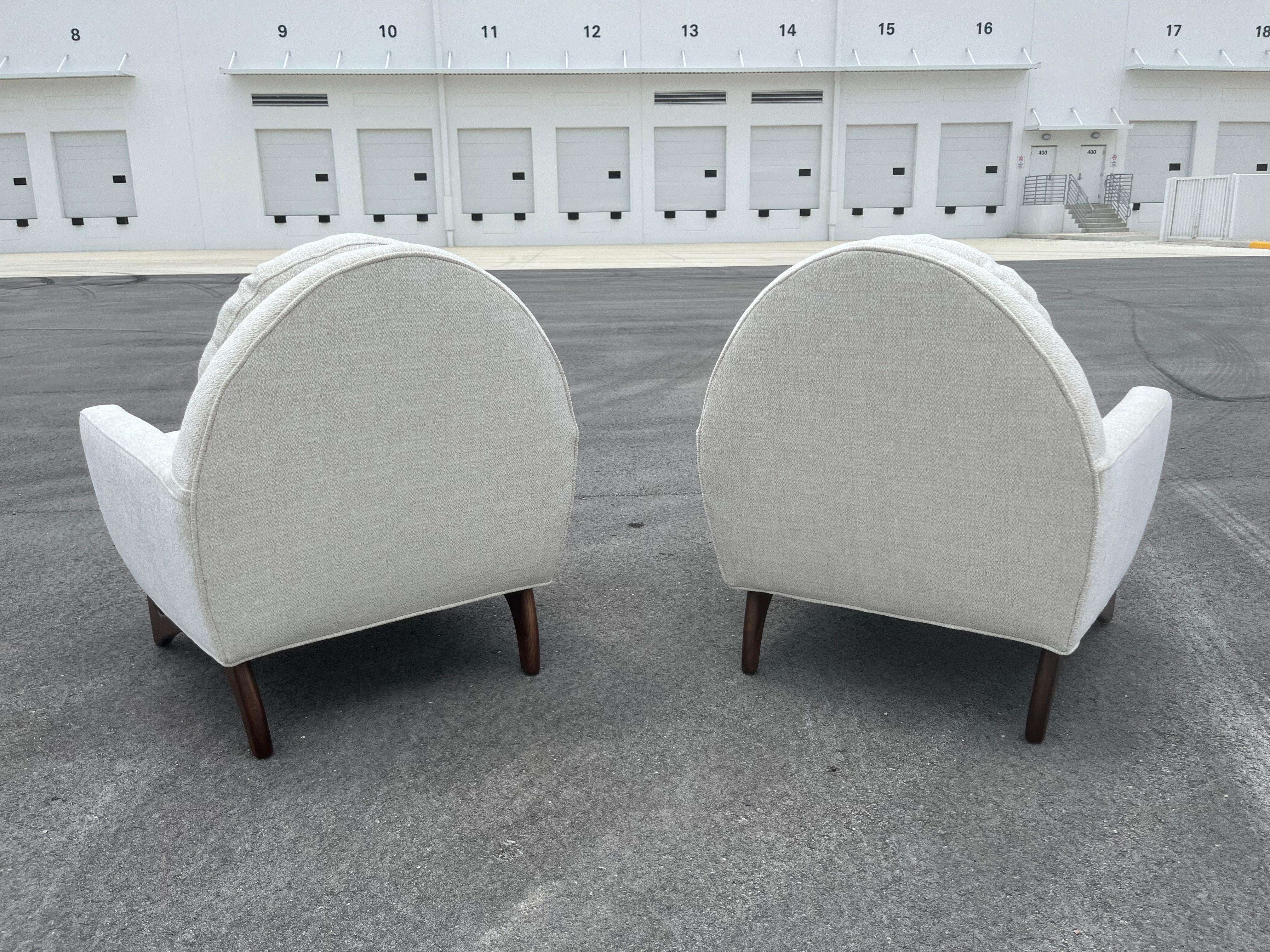 Mid-20th Century Pair of Mid Century Lounge Chairs Attributed to Adrian Pearsall, Fabric, Walnut For Sale