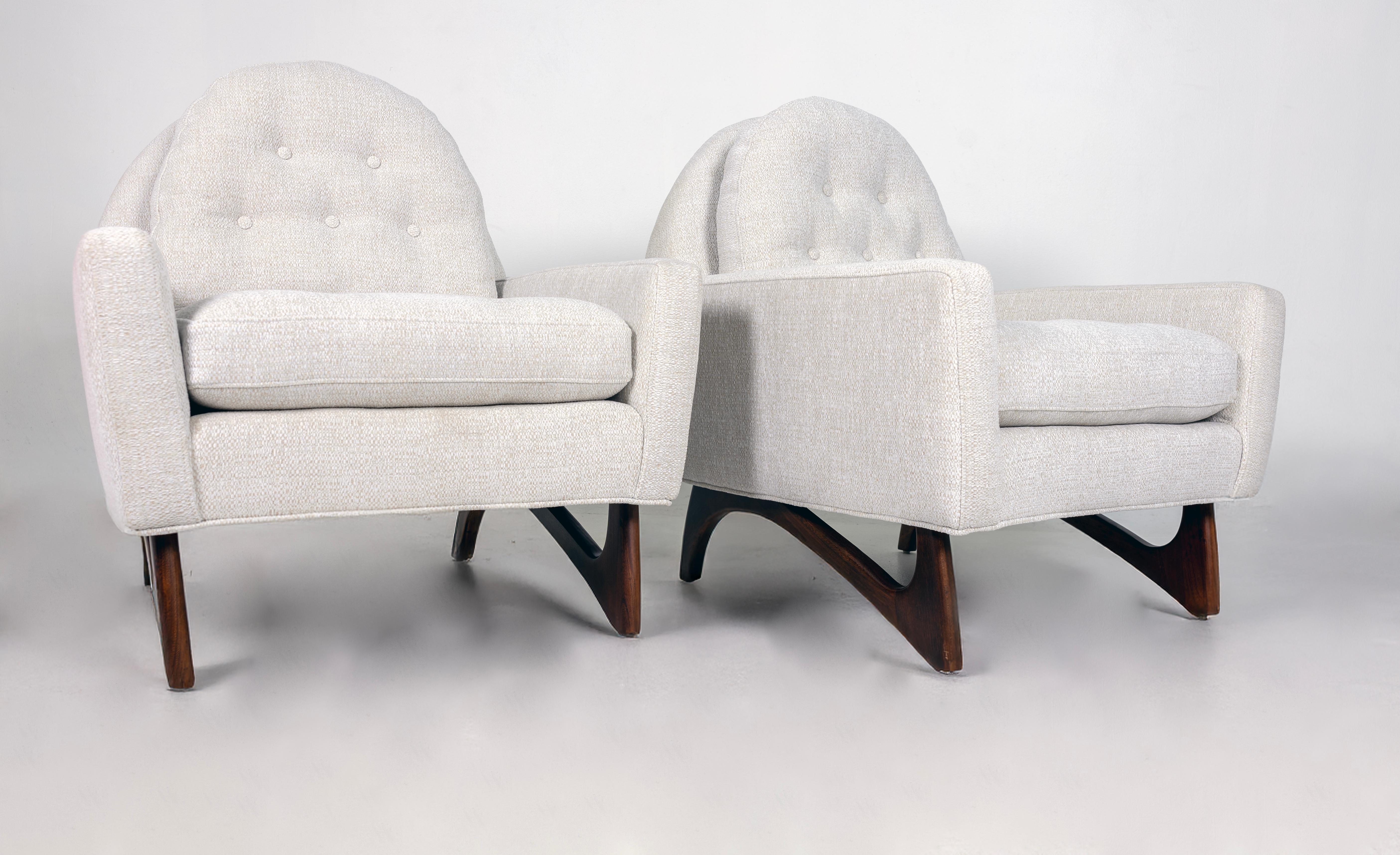Pair of Mid Century Lounge Chairs Attributed to Adrian Pearsall, Fabric, Walnut For Sale 2