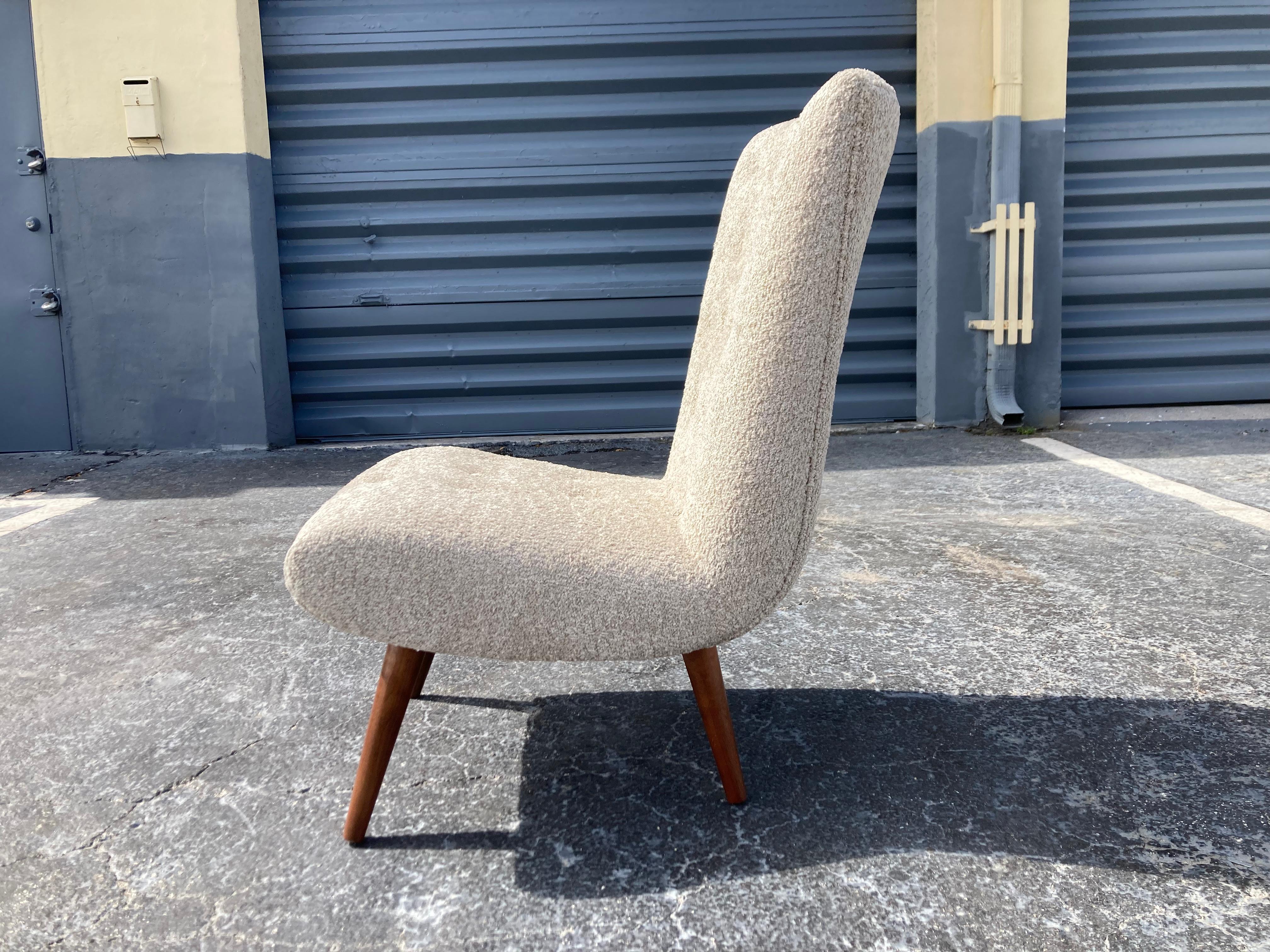 Pair of Midcentury Lounge Chairs, Bouclé Fabric 5