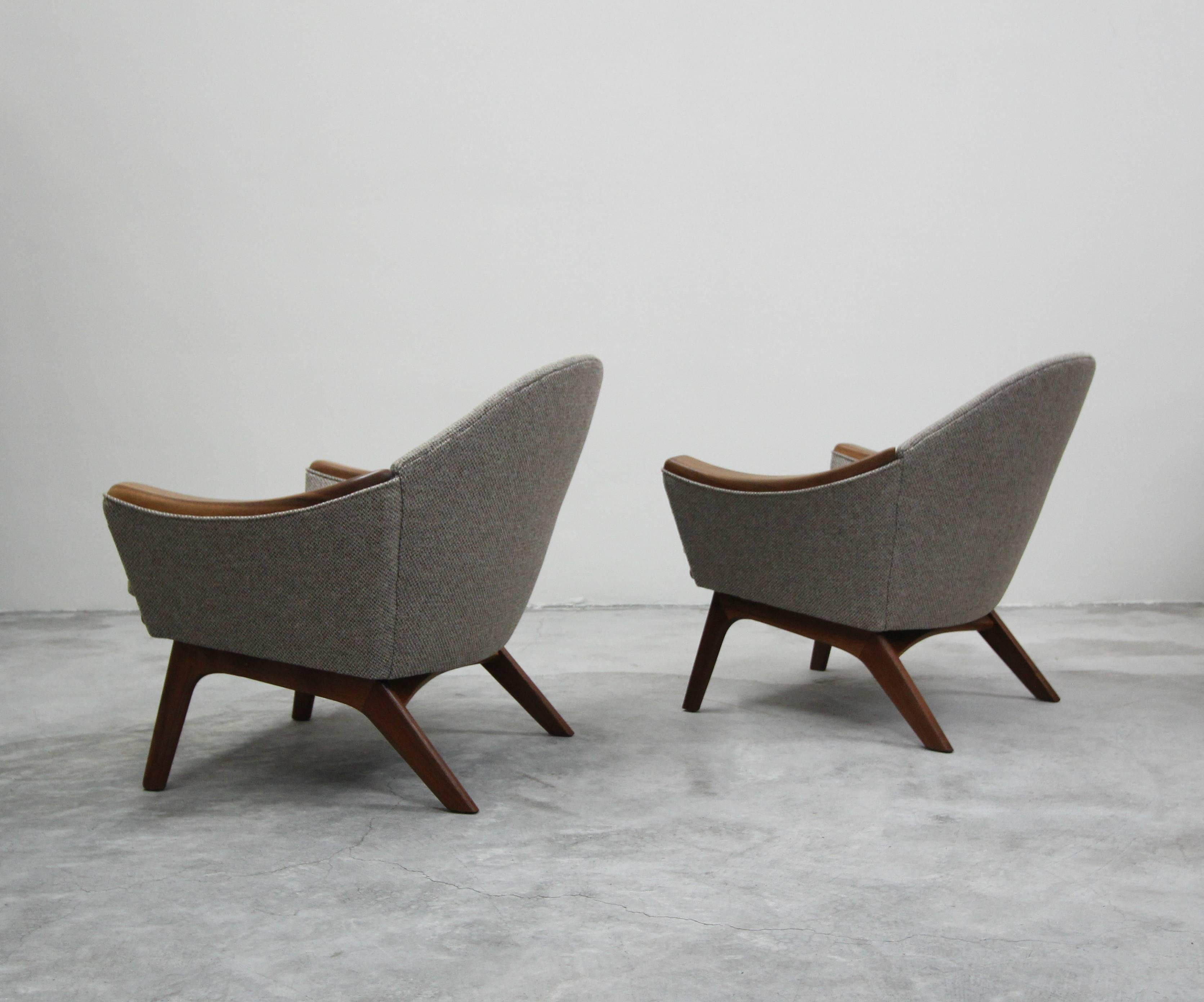 Mid-Century Modern Pair of Midcentury Lounge Chairs by Adrian Pearsall for Craft Associates