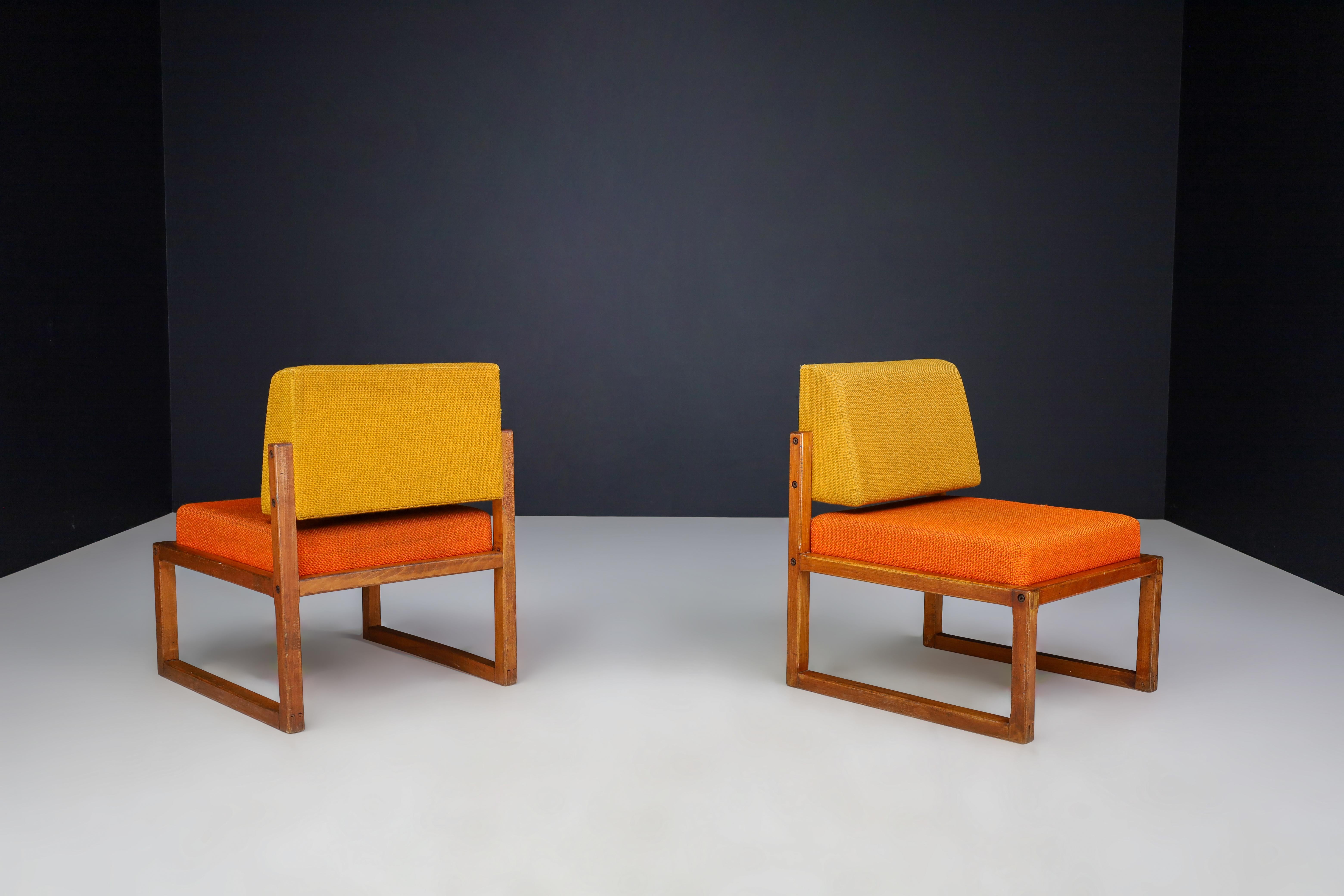 Mid-Century Modern Pair of Mid-Century Lounge Chairs by André Sornay, France, 1950 For Sale