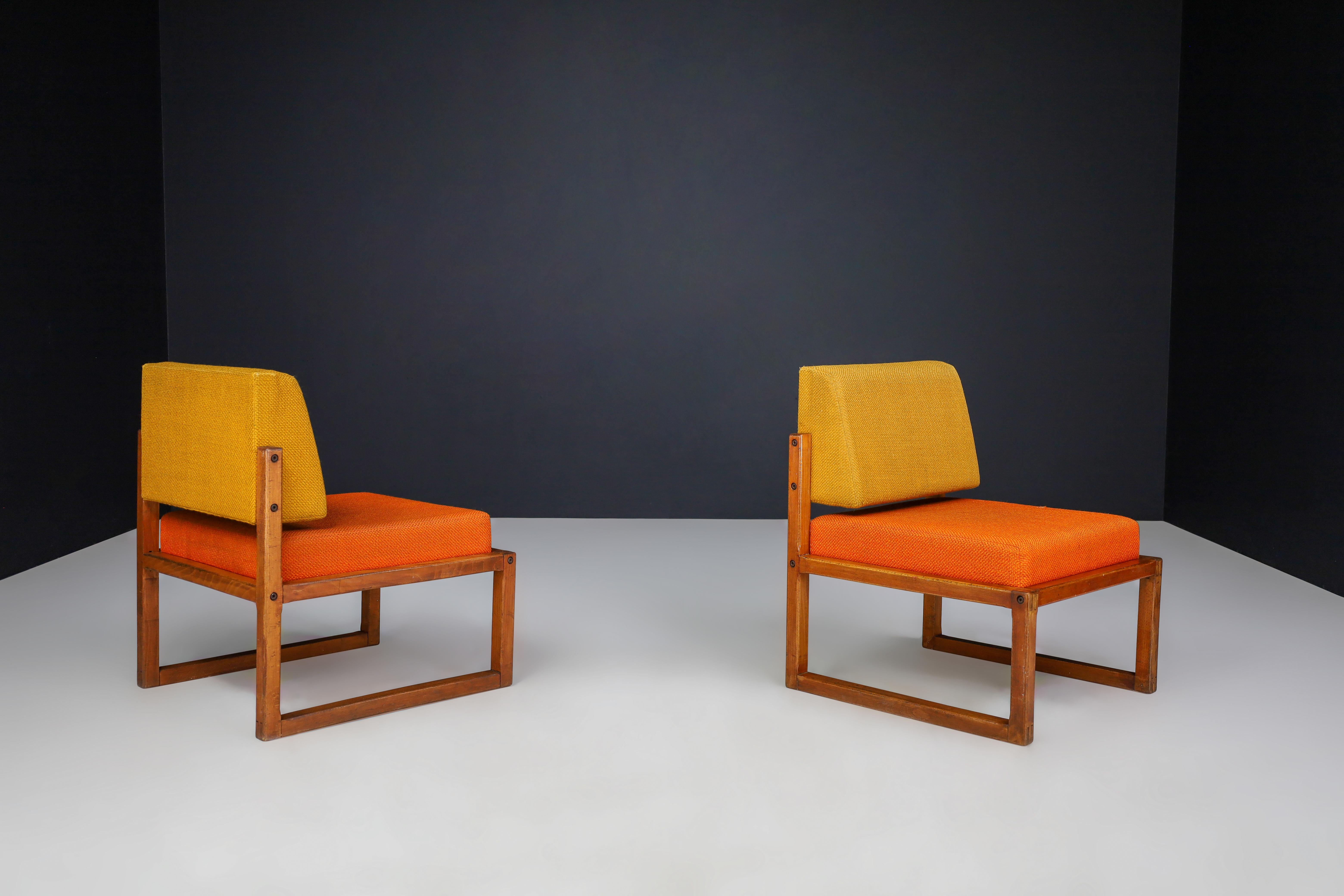 Pair of Mid-Century Lounge Chairs by André Sornay, France, 1950 For Sale 1