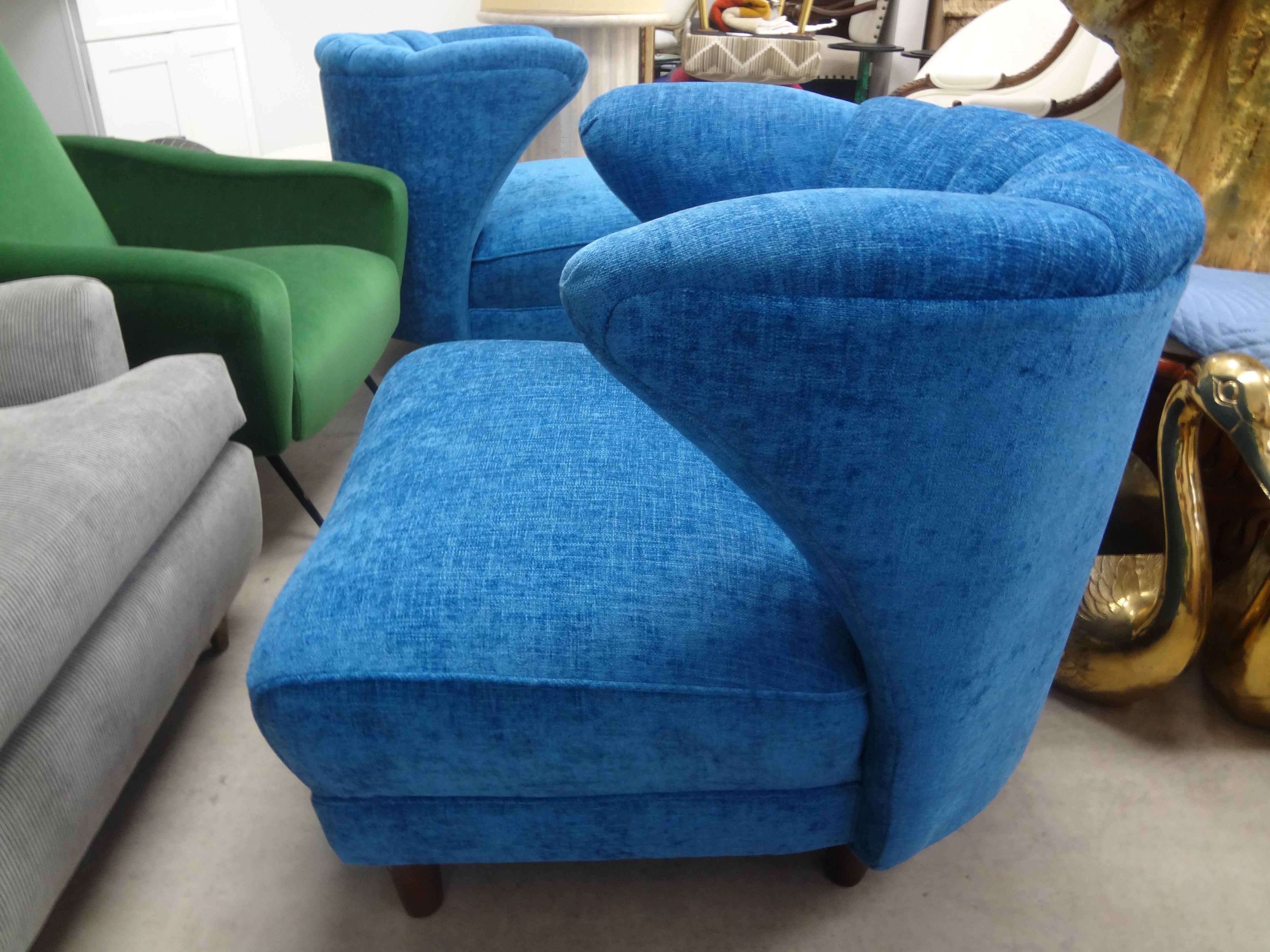 Pair of Midcentury Lounge Chairs by Karpen of California For Sale 2