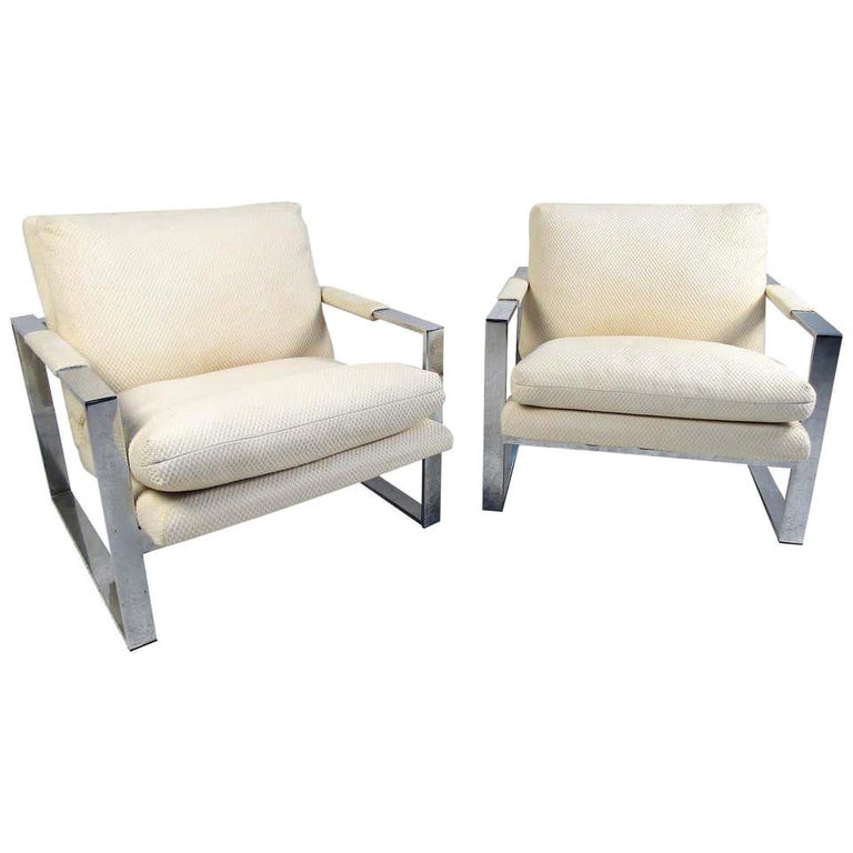 Pair of Midcentury Lounge Chairs by Milo Baughman For Sale