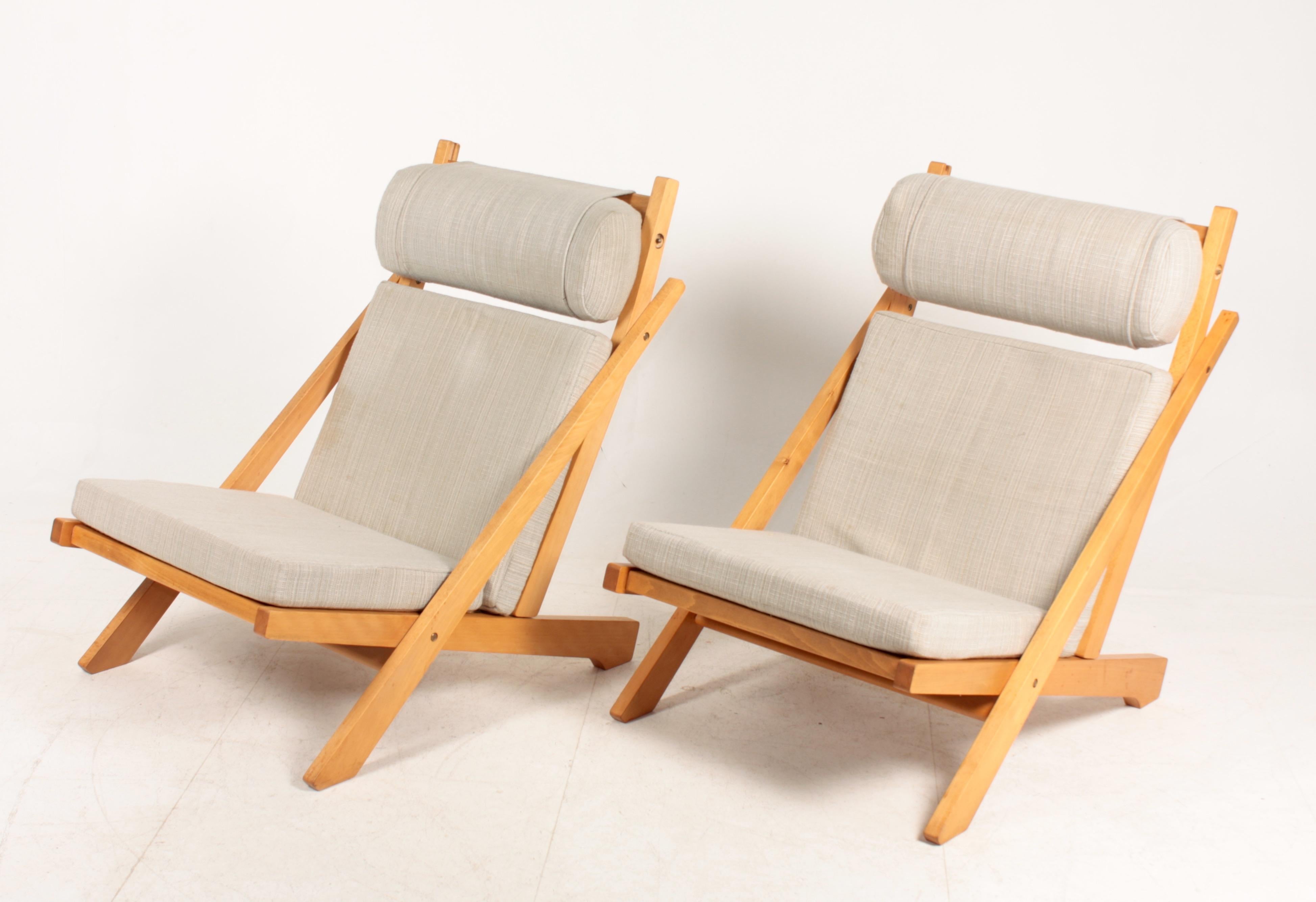 Mid-20th Century Pair of Mid-Century Lounge Chairs by Wegner, 1960s