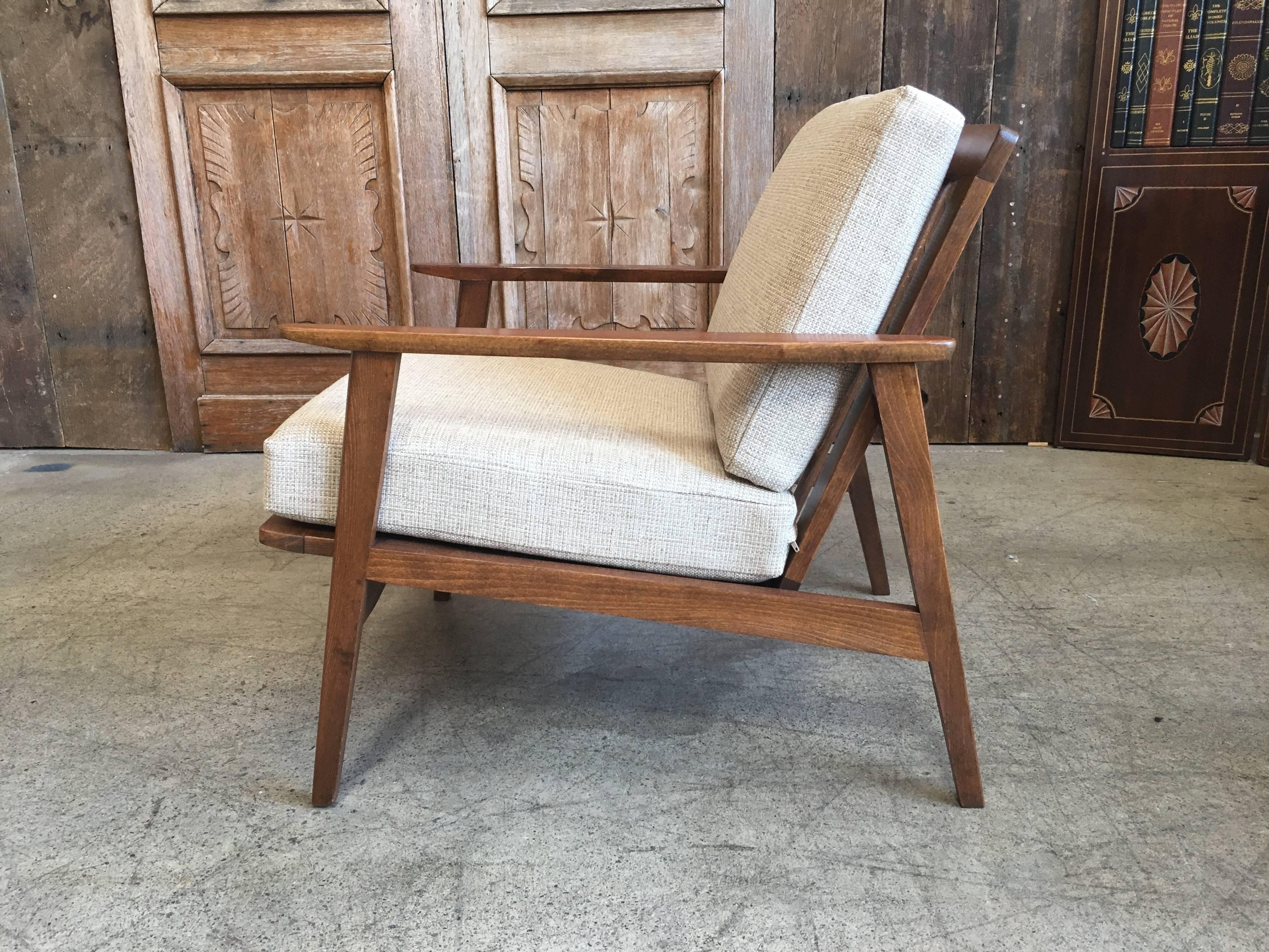 Pair of Mid-Century Lounge Chairs 13
