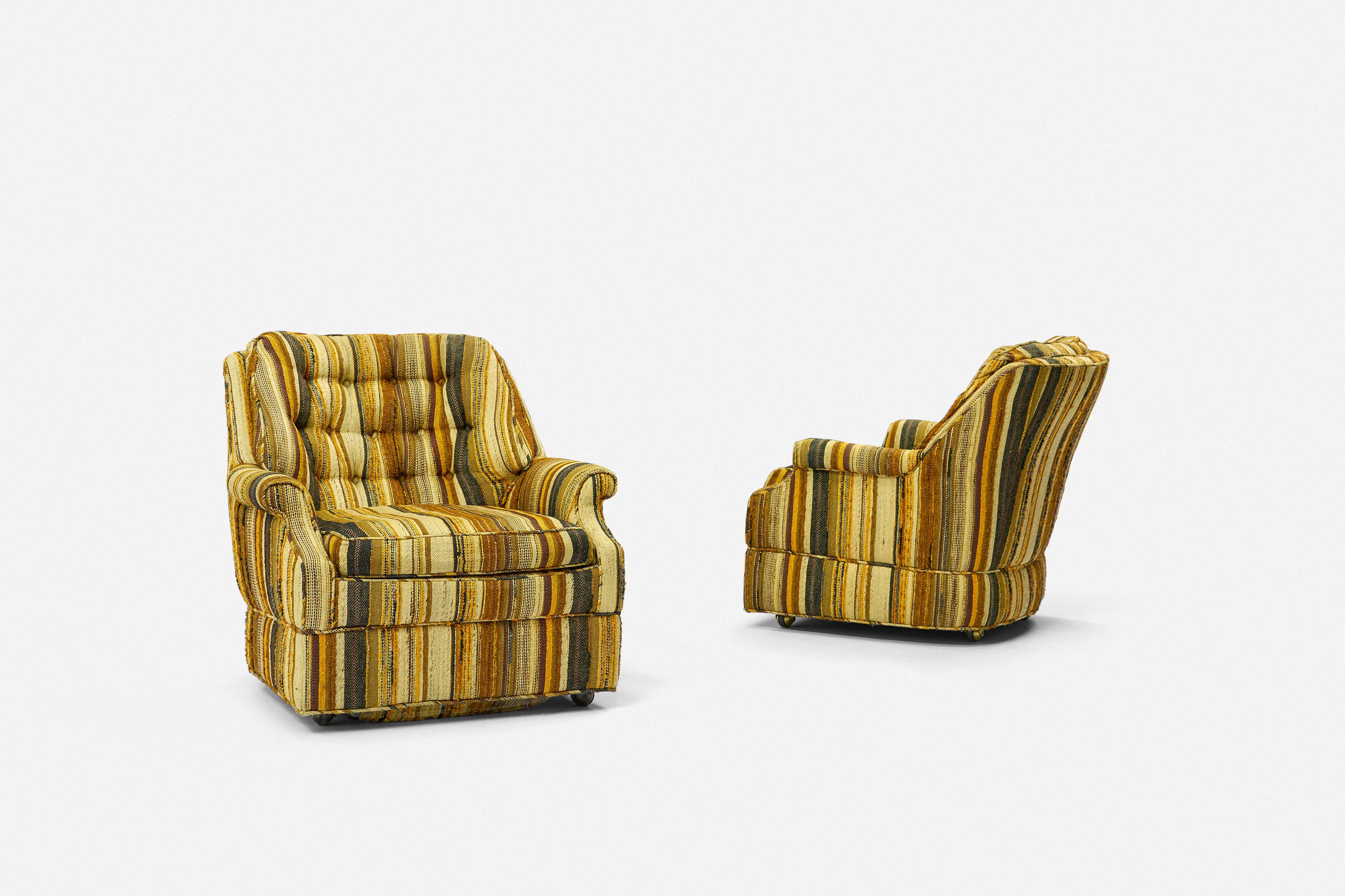 Fabric Pair of Mid Century Lounge Chairs For Sale