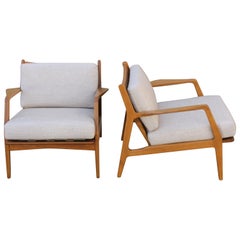 Pair of Mid-Century Lounge Chairs
