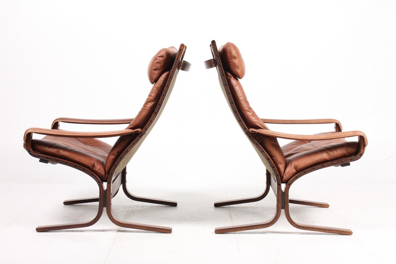 Norwegian Pair of Midcentury Lounge Chairs in Leather by Ingmar Relling