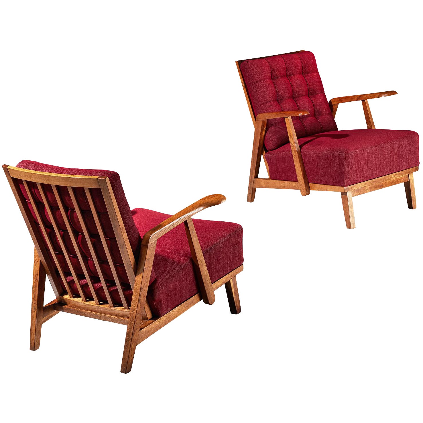 Pair of Mid-Century Lounge Chairs in Oak With Slatted Backs in vendita