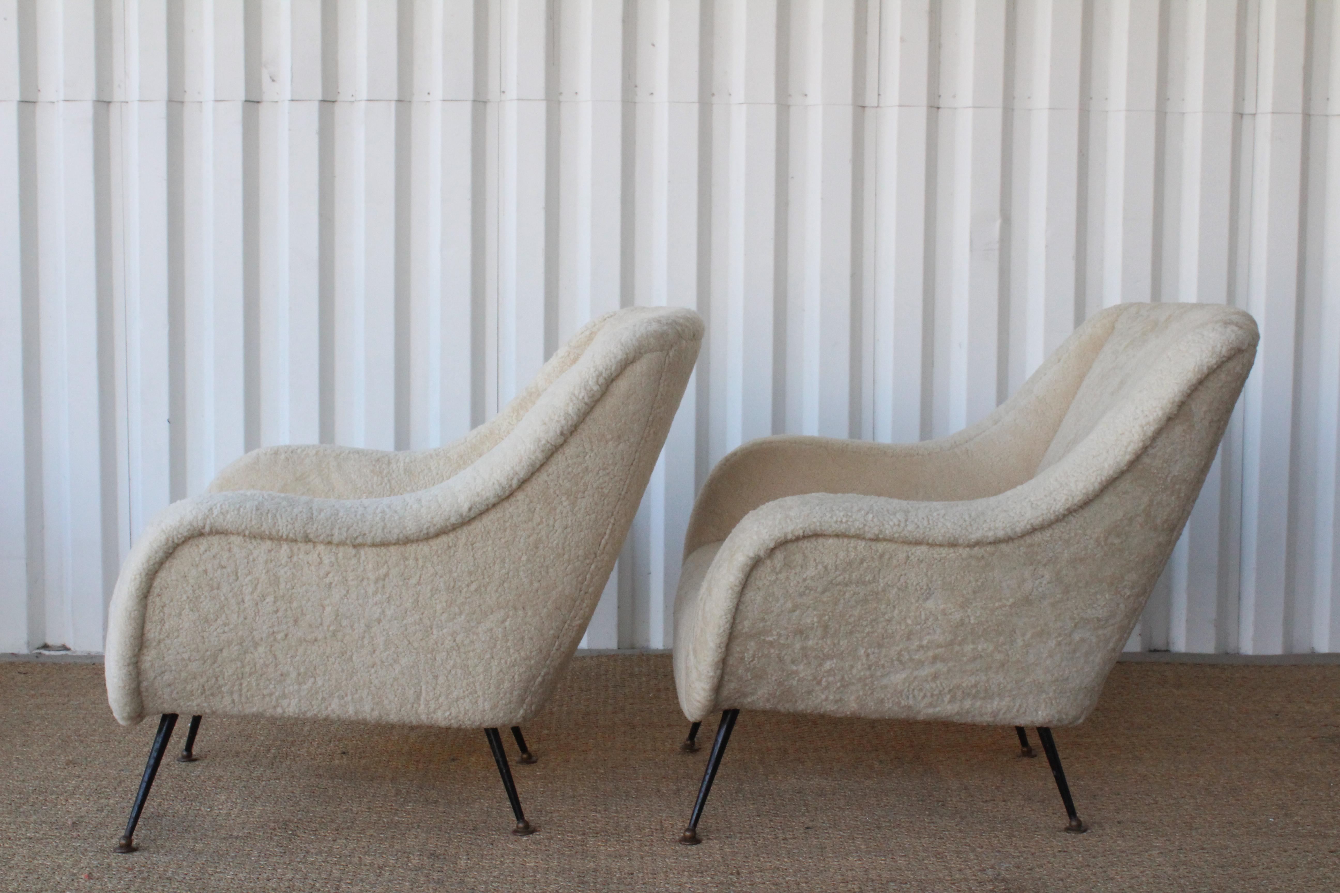 Pair of Mid Century Lounge Chairs in Sheepskin, Italy, 1950s 8