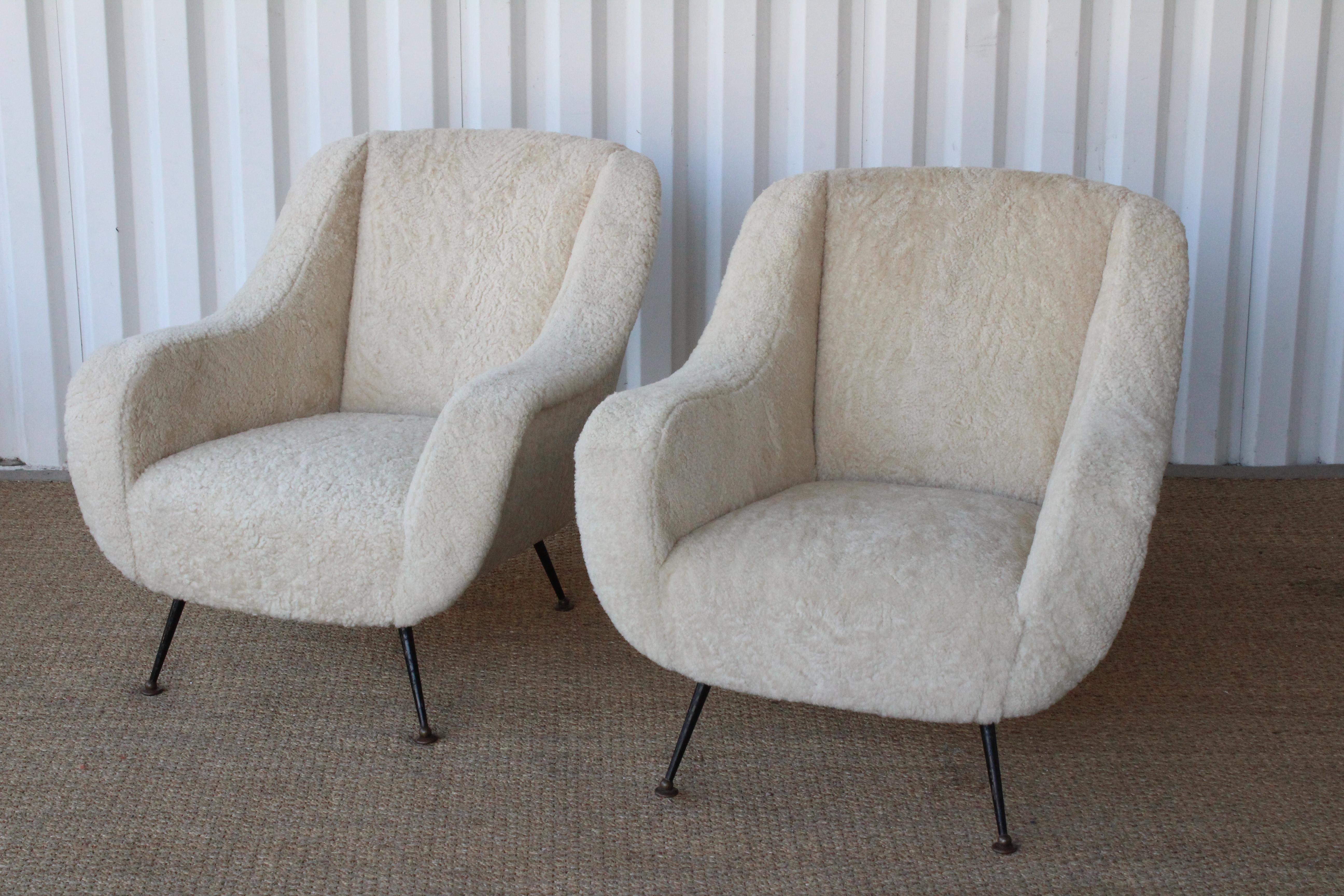 Mid-20th Century Pair of Mid Century Lounge Chairs in Sheepskin, Italy, 1950s