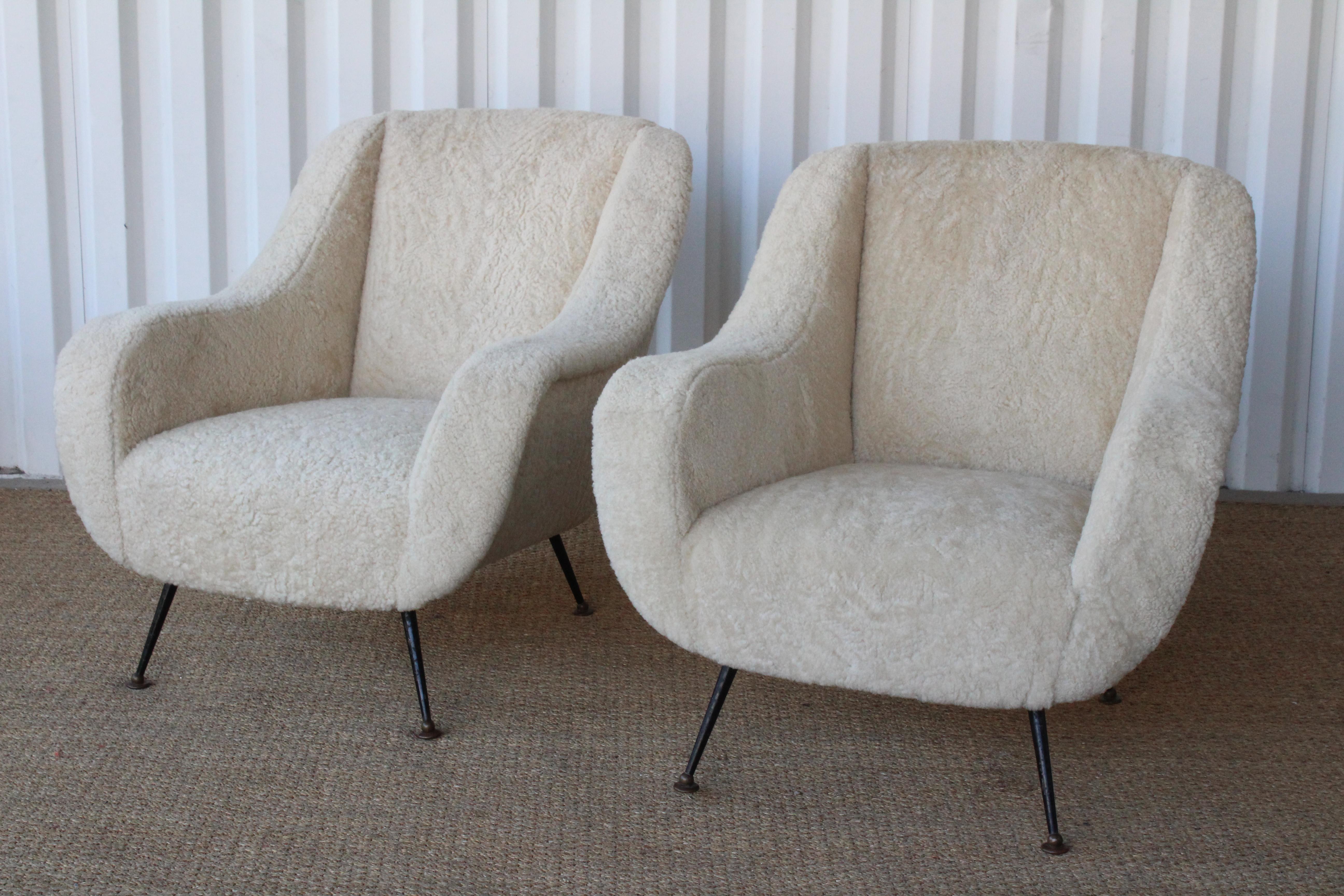 Brass Pair of Mid Century Lounge Chairs in Sheepskin, Italy, 1950s