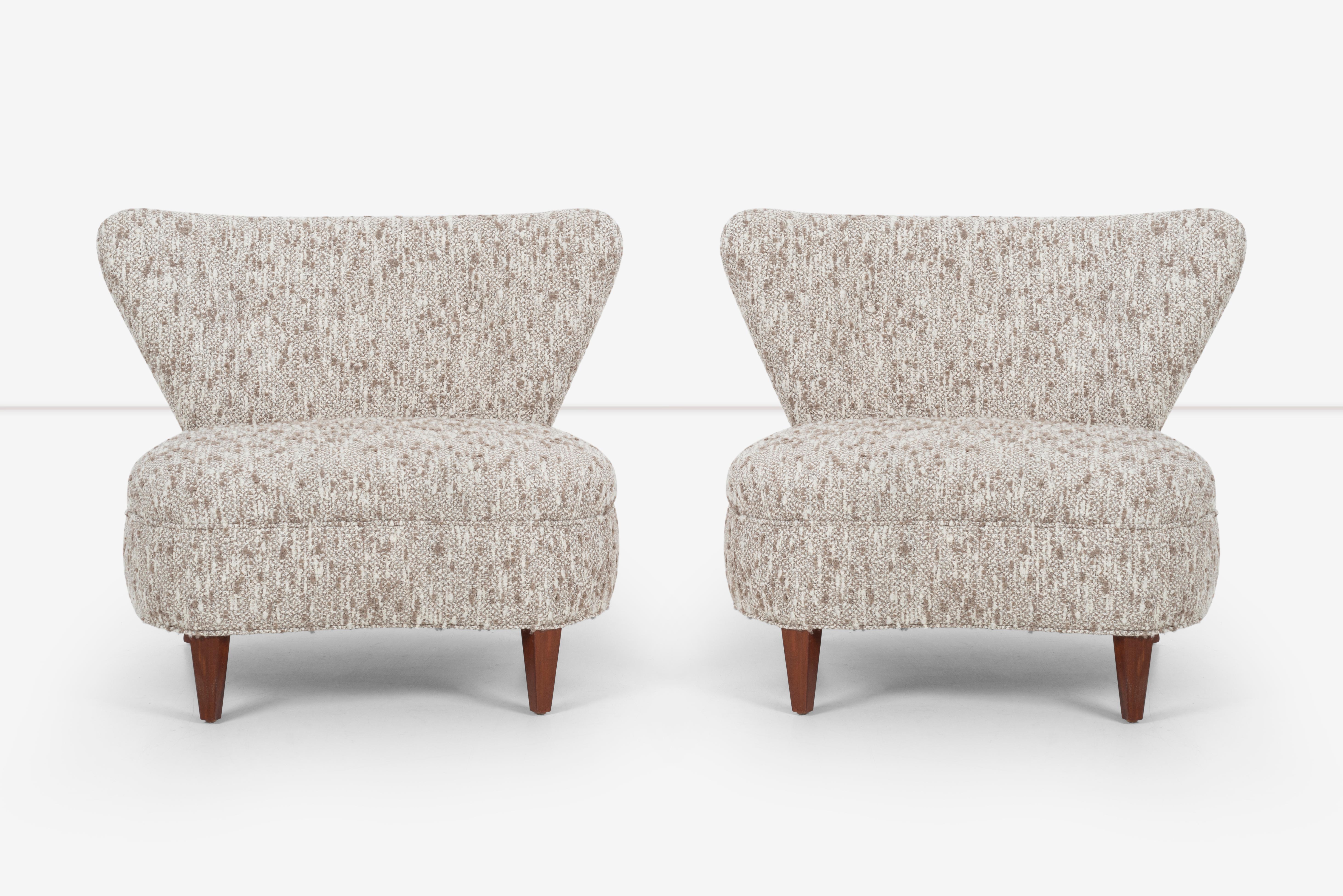 Mid-Century Modern Pair of Mid-Century Lounge Chairs in the Style of Edward Wormley For Sale