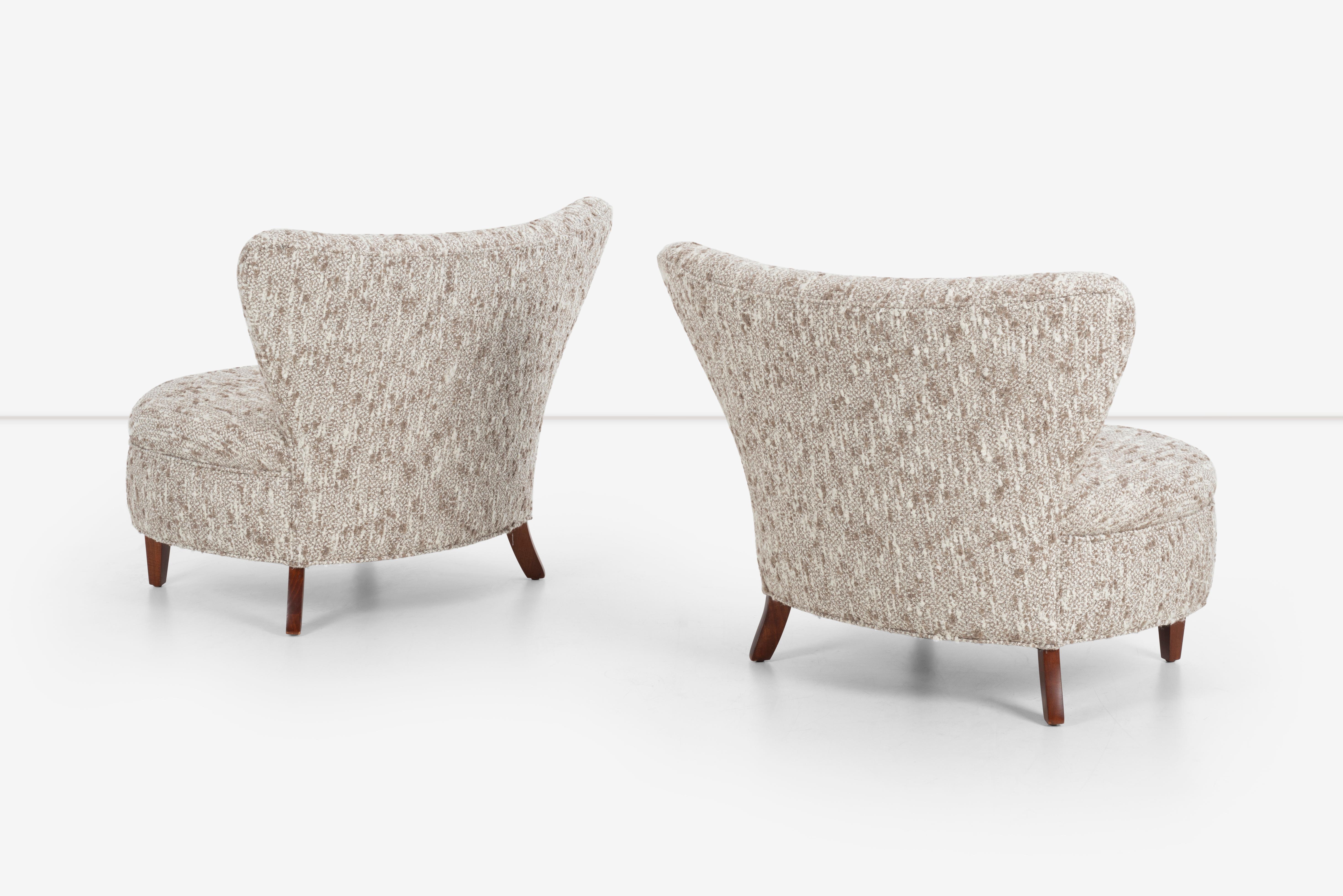 Upholstery Pair of Mid-Century Lounge Chairs in the Style of Edward Wormley For Sale