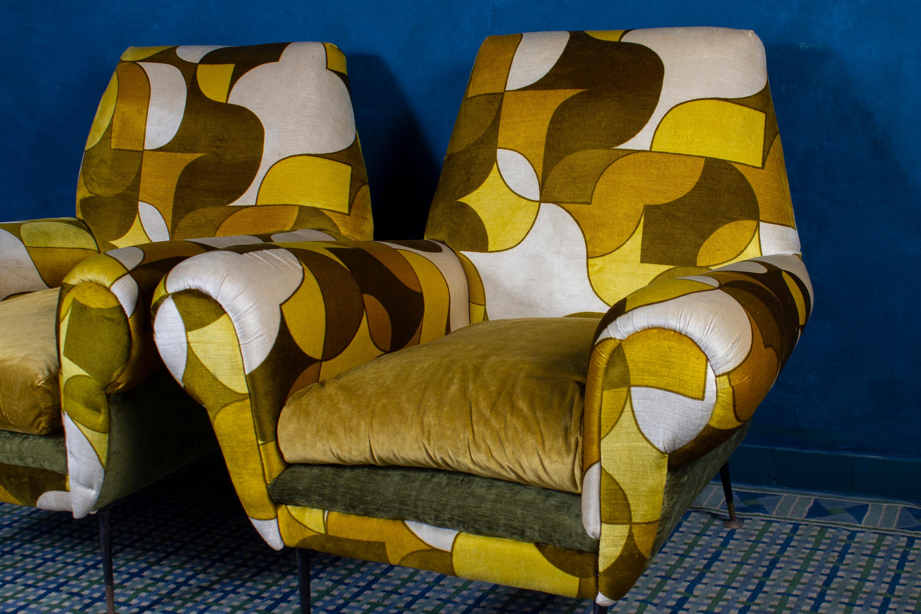 Pair of Mid-Century Lounge Chairs or Armchairs by Gigi Radice Italy 1950' For Sale 2
