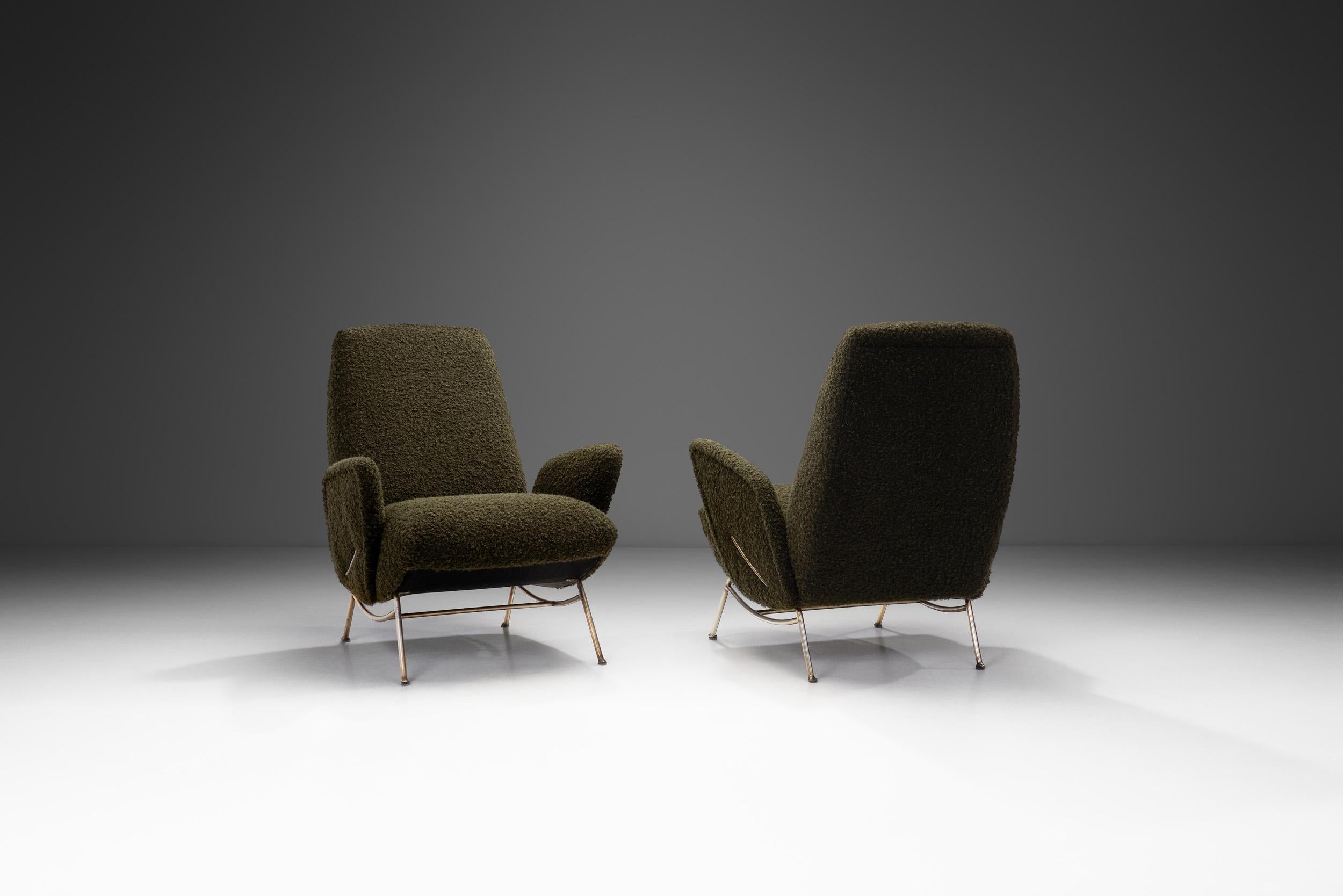 Mid-Century Modern Pair of Midcentury Lounge Chairs with Metal Legs by Nino Zoncada, Italy, 1950s For Sale