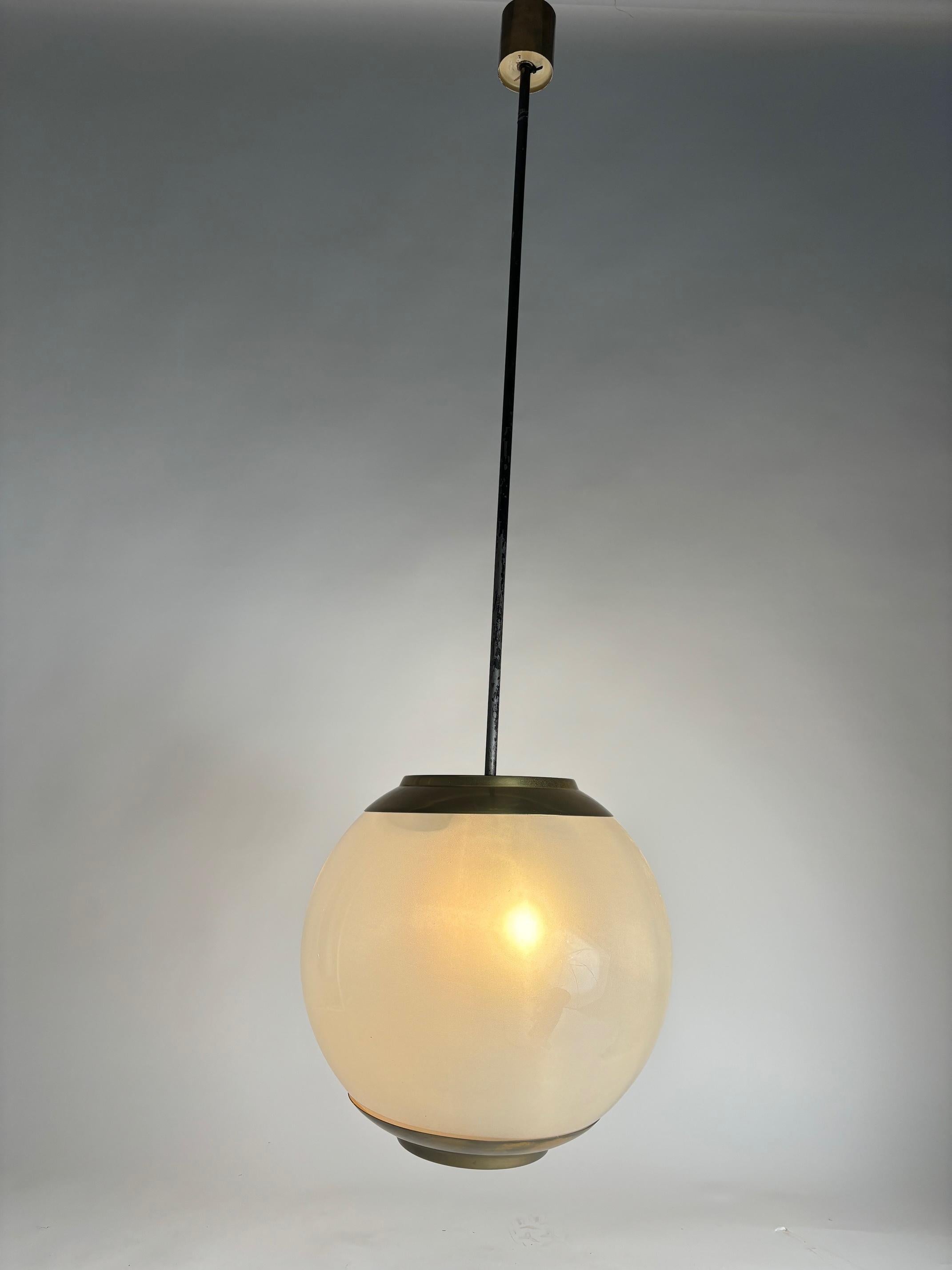 Brass Pair of Mid-Century LS2 Chandeliers by L. Caccia Dominioni for Azucena For Sale