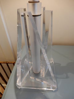 Ein Paar Mid-Century-Tischlampen aus Lucite