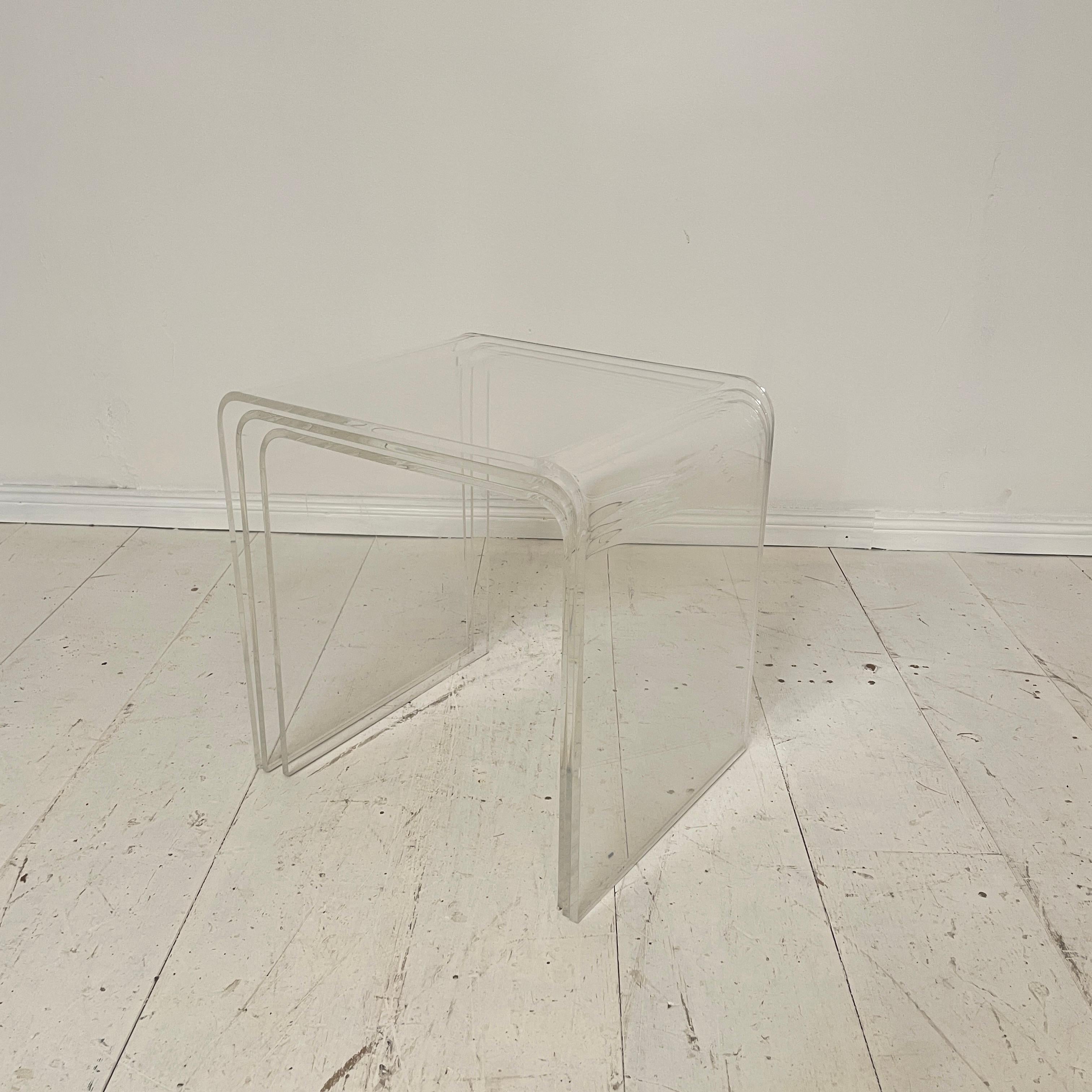 Pair of Mid Century Lucite Waterfall Nesting Tables/Stacking Tables, 1970s 7