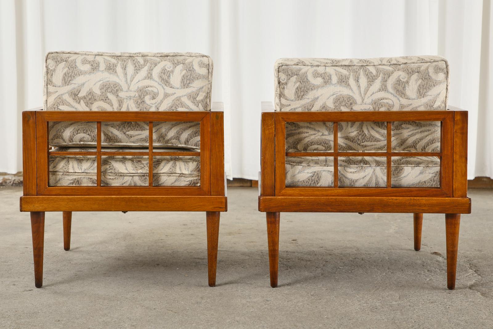 Pair of Mid-Century Mahogany Cube Chairs by Henredon For Sale 11