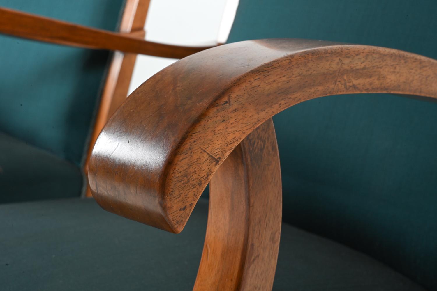 Tissu Paire de chaises longues en acajou du milieu du siècle par Erik Wørts en vente