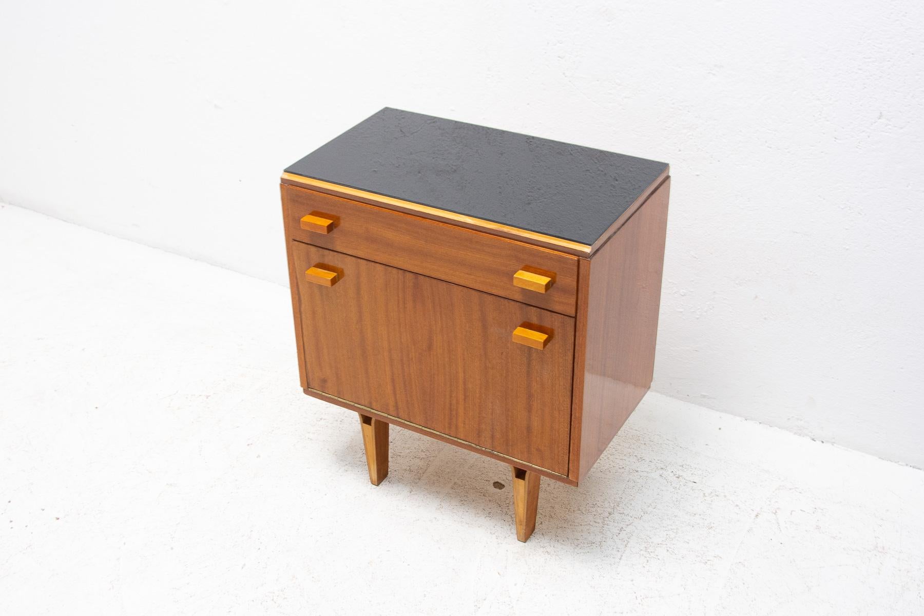 Pair of Mid Century Mahogany Night Stands, Chest of Drawers, Frantisek Mezulanik 9