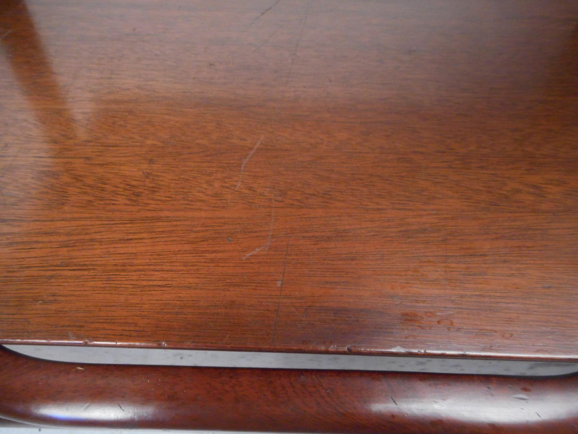 Pair of Midcentury Mahogany Nightstands 4