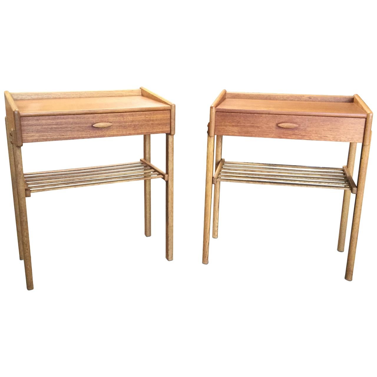 Pair of Midcentury Maple Wood End Tables