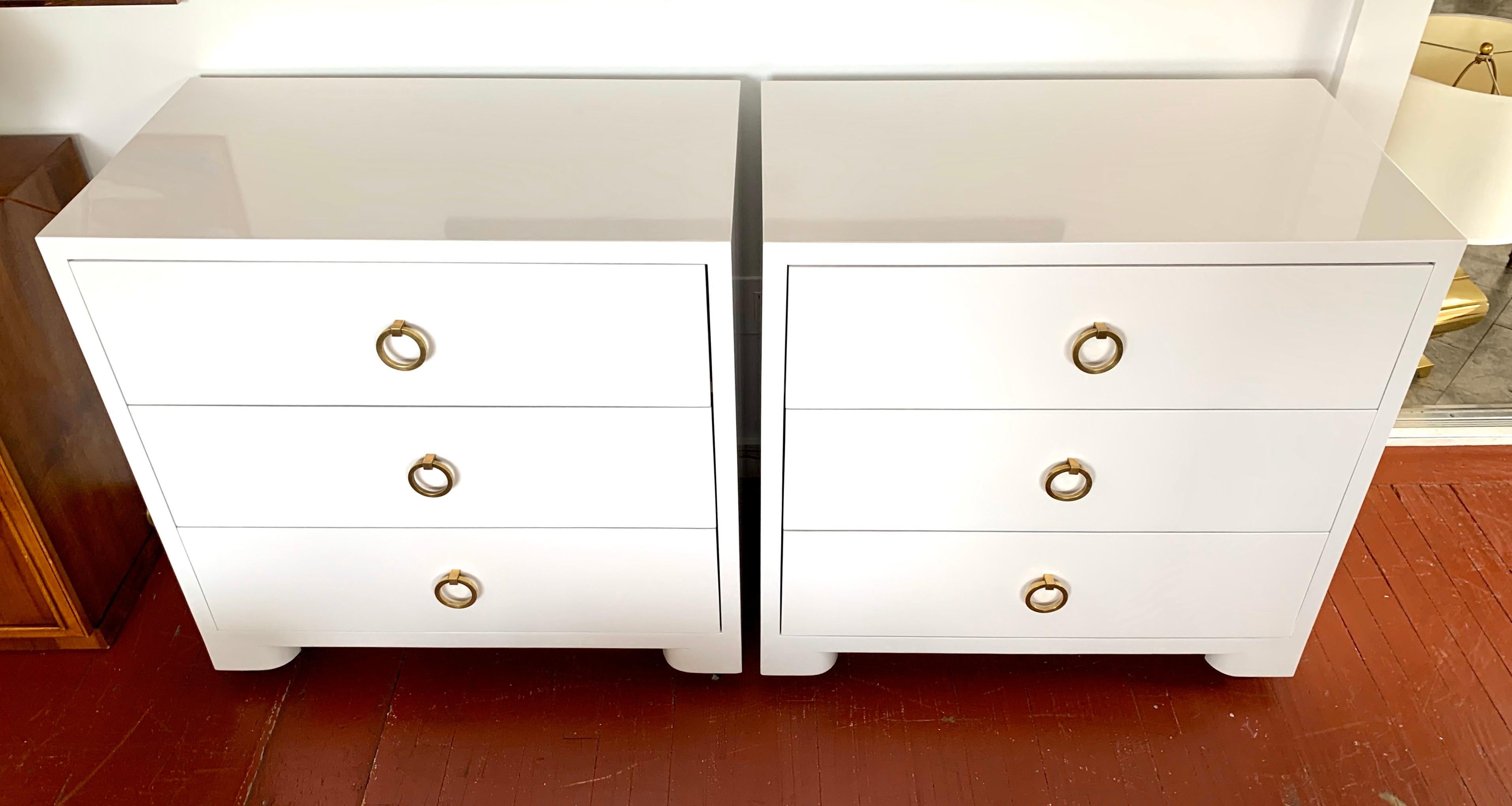 Pair of Midcentury Matching Newly Lacquered in White Chests on Casters In Good Condition In West Hartford, CT