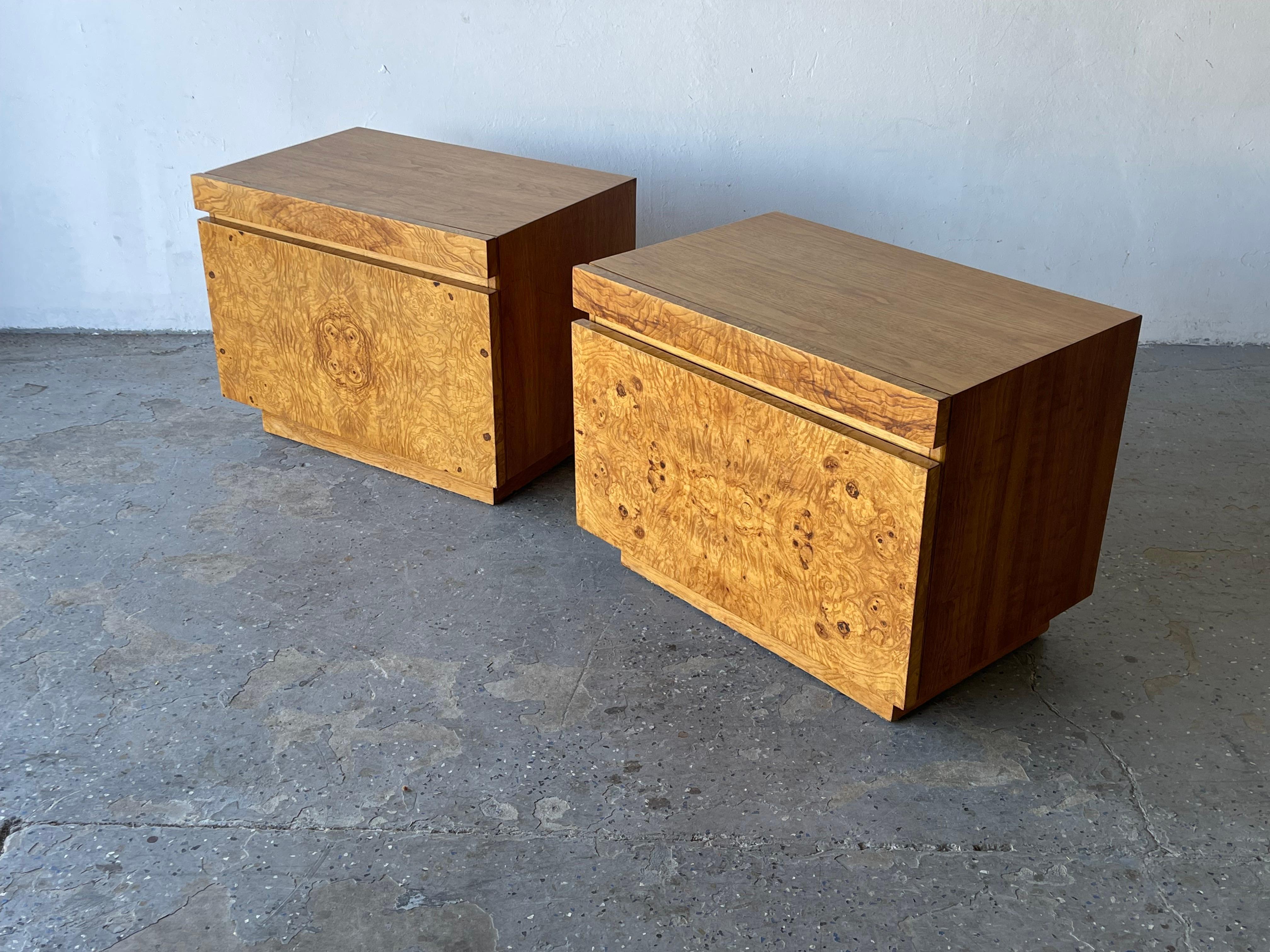 Pair of Midcentury Milo Baughman Style Roland Carter Lane Burl Wood Nightstands 3