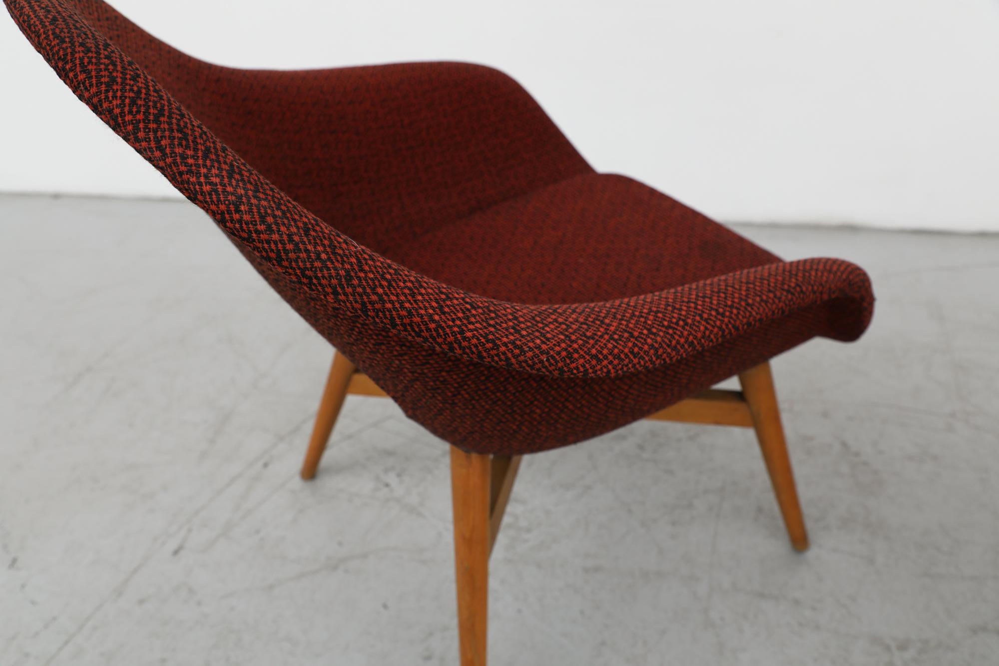 Fabric Pair of Mid Century Miroslav Navrátil Bucket Lounge Chairs for Vertex in Red For Sale