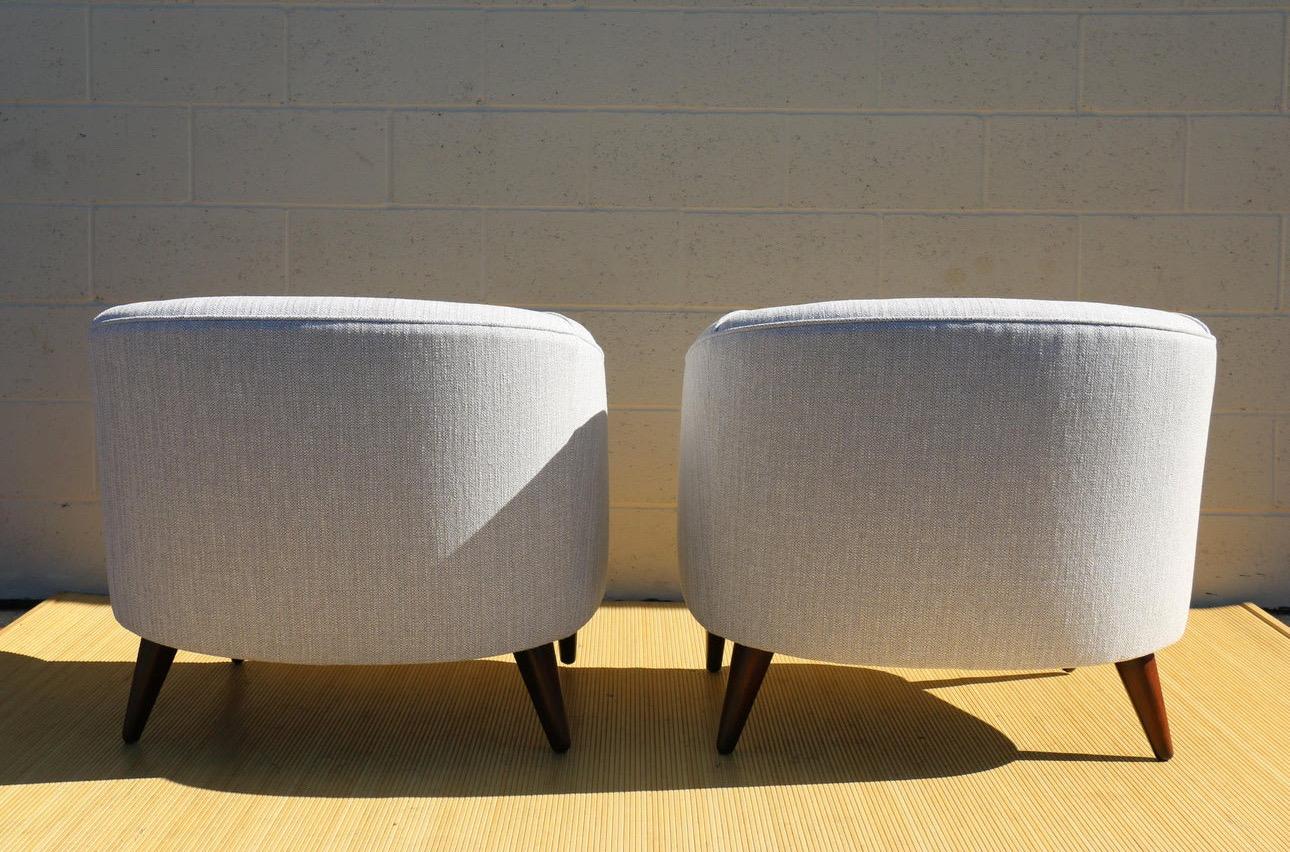 Fabric Pair of Mid Century Modern 1950’s Lounge Chairs by Sherman Bertram For Sale